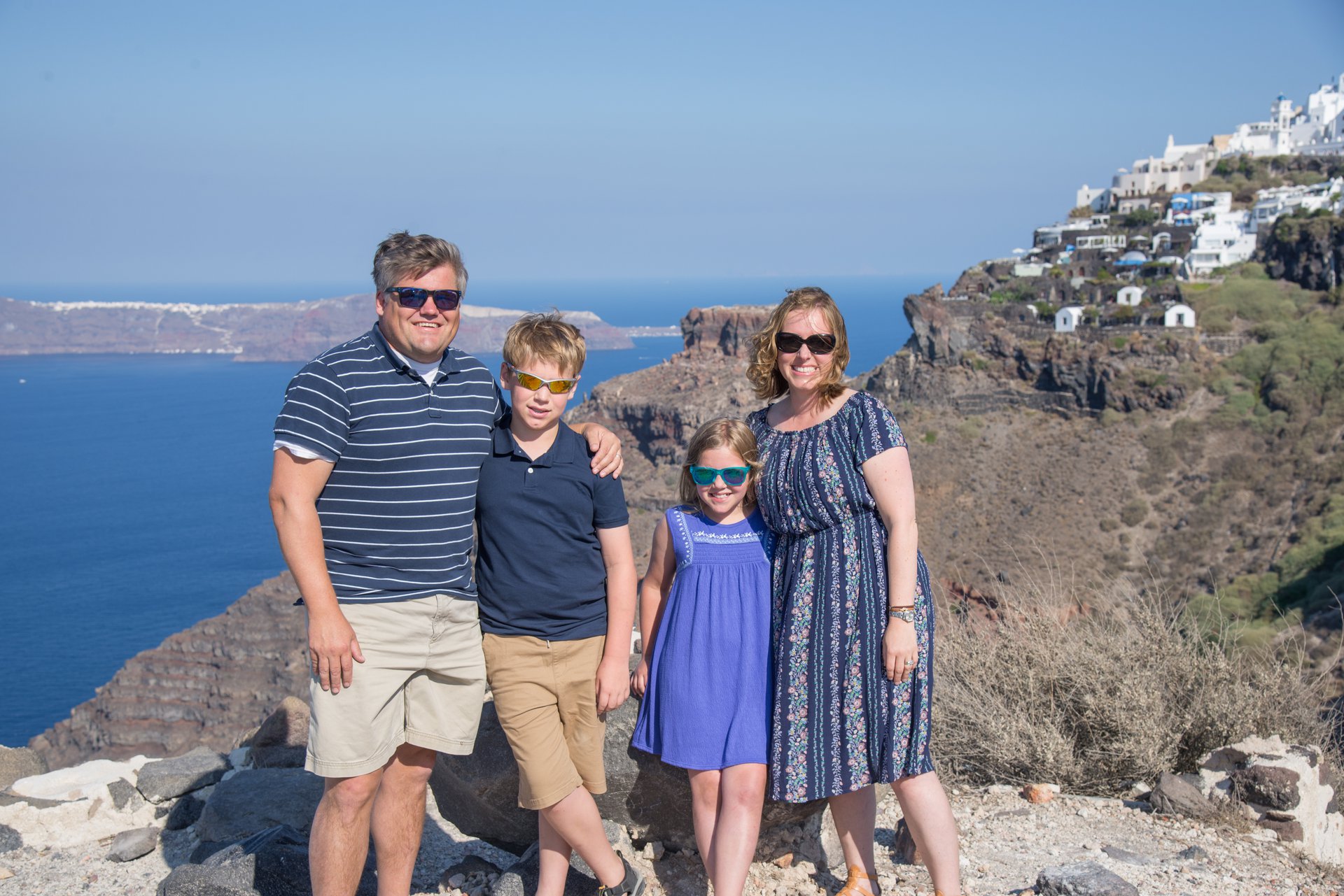 Santorini-Greece-travel-story-Flytographer-5