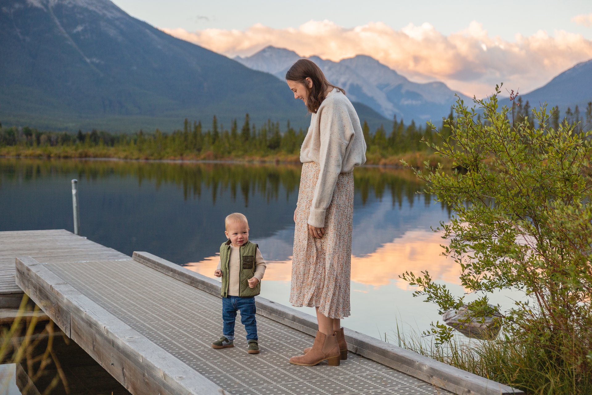 Banff-Canada-travel-story-Flytographer-7
