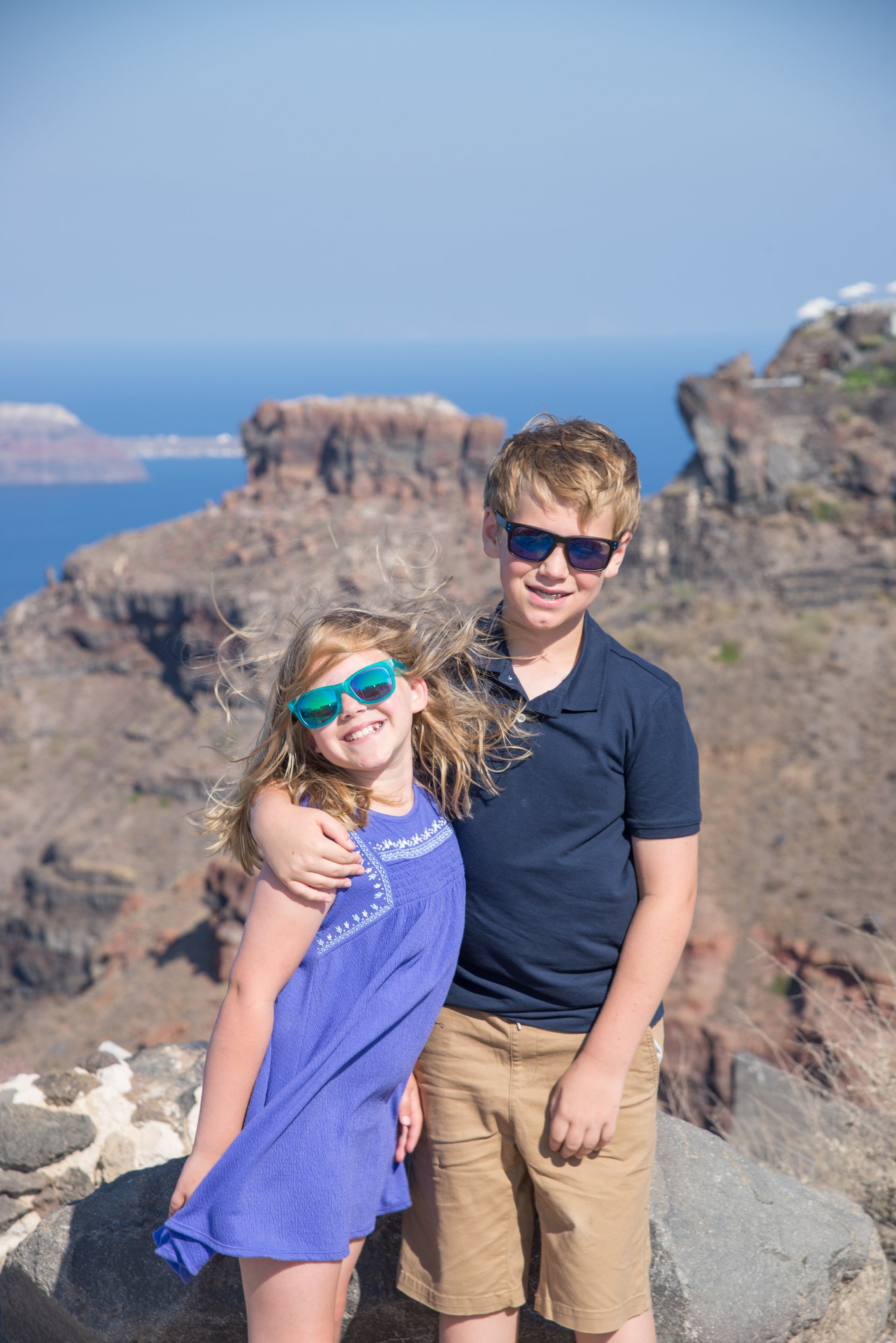 Santorini-Greece-travel-story-Flytographer-17