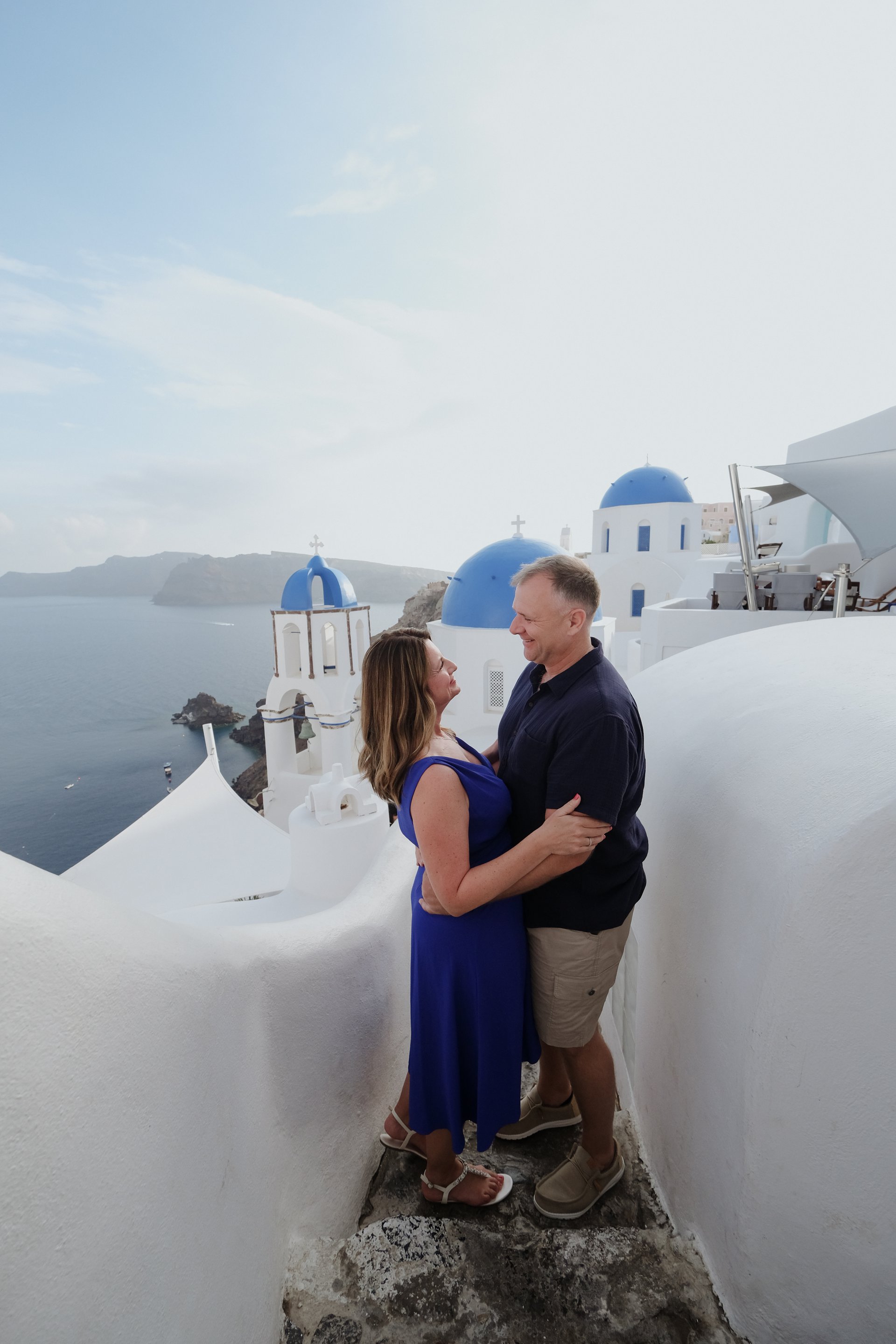 Santorini-Greece-travel-story-Flytographer-1