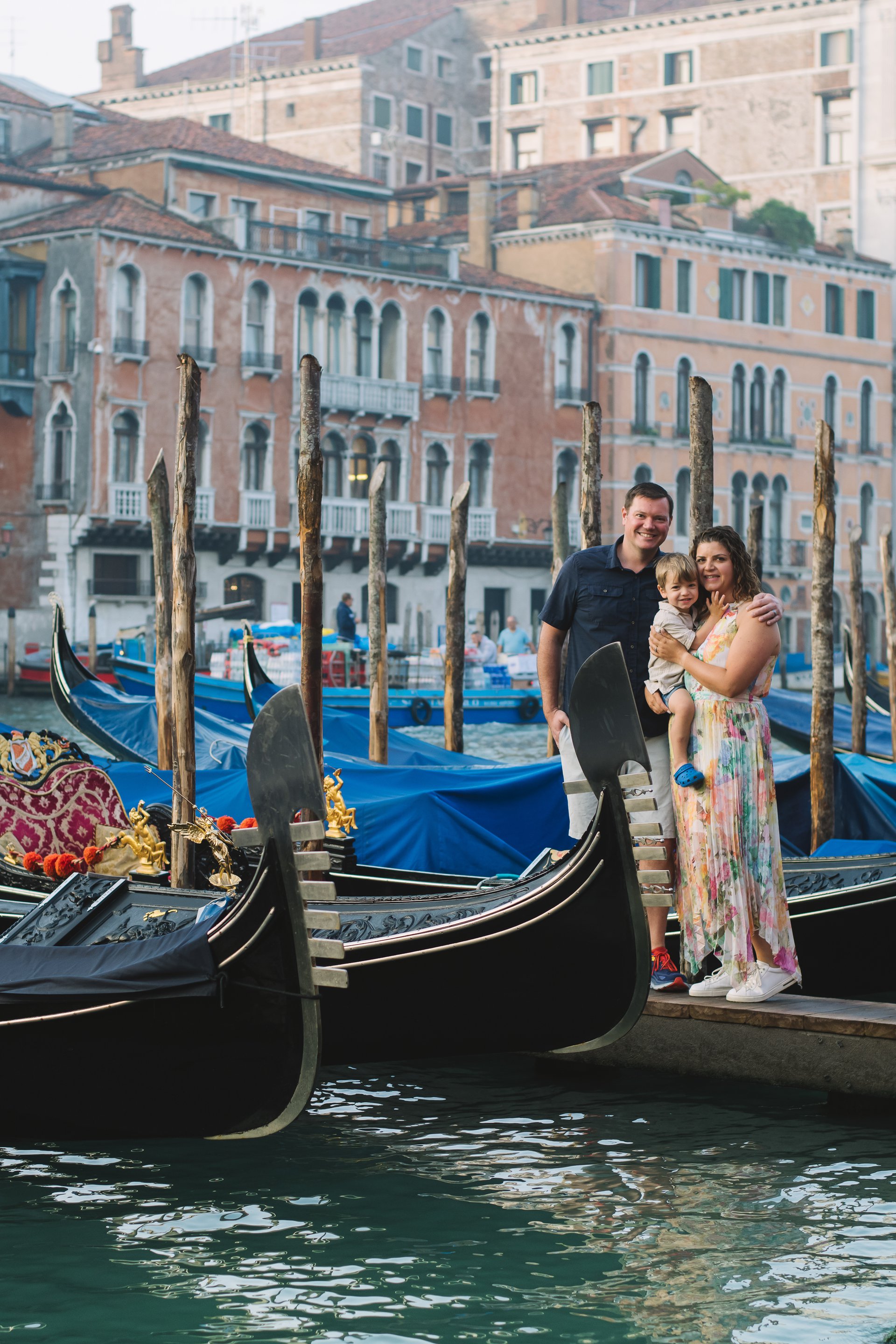 Rialto to San Polo, Venice | Photographer | Flytographer