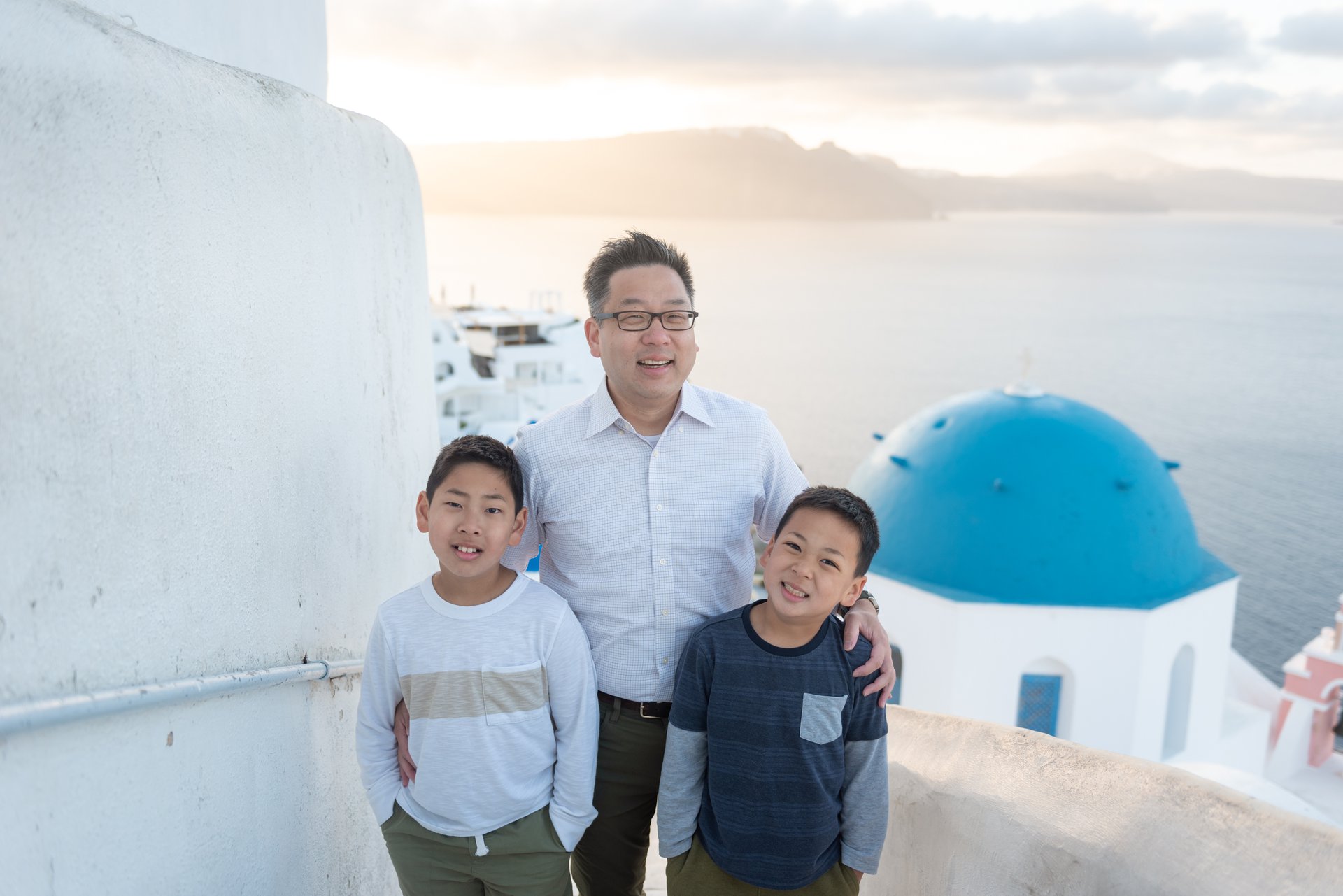 Santorini-Greece-travel-story-Flytographer-21