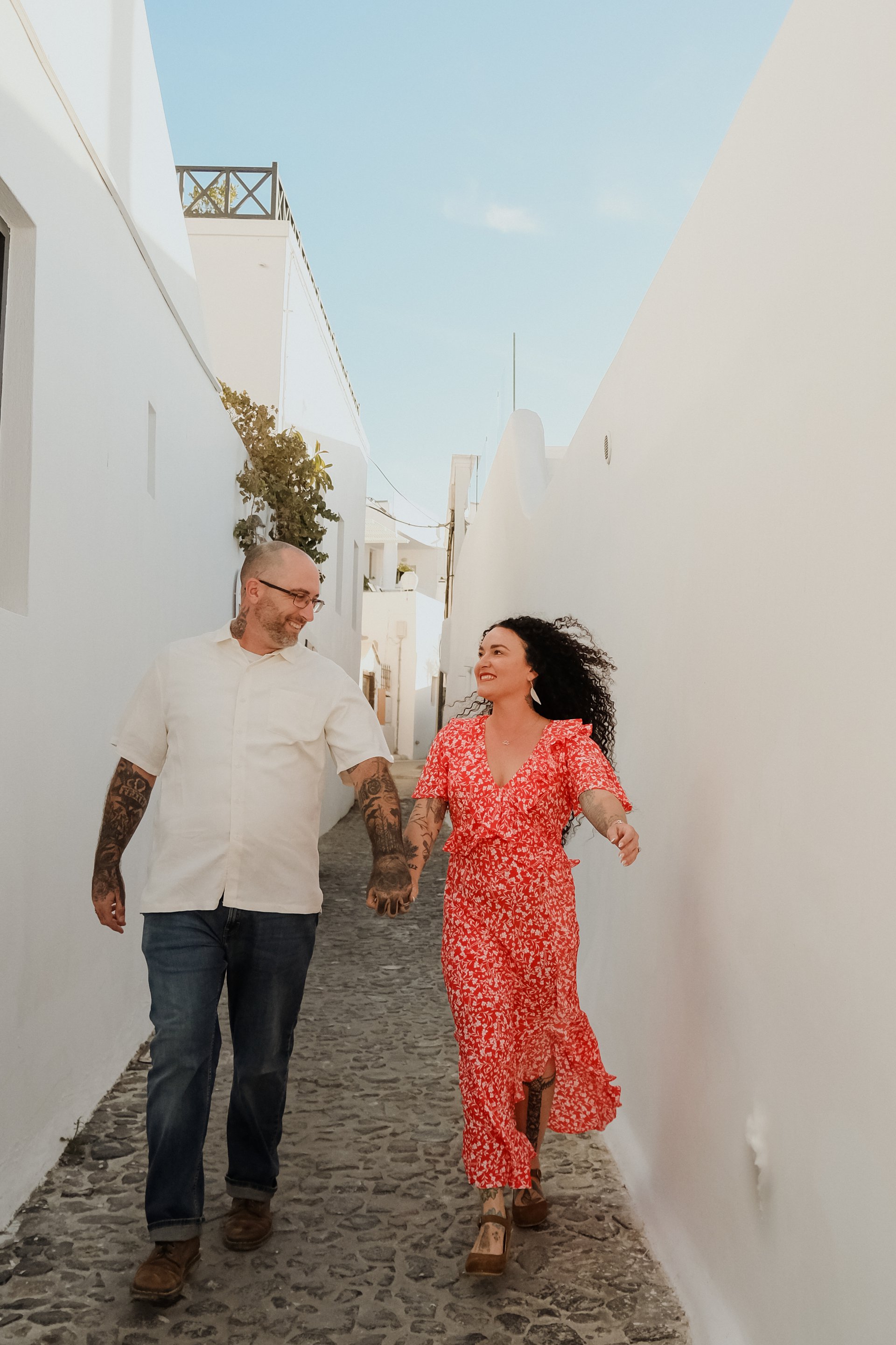 Santorini-Greece-travel-story-Flytographer-15