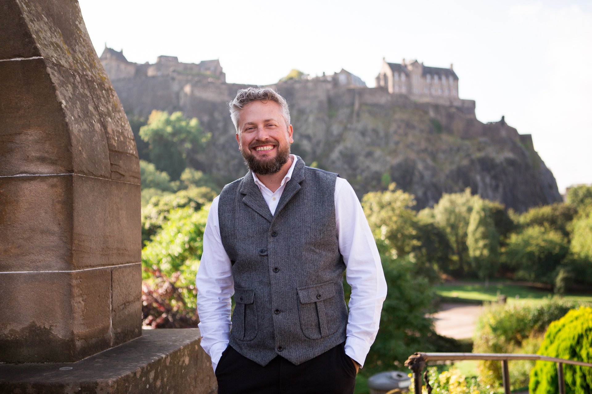 Edinburgh-United Kingdom-travel-story-Flytographer-31