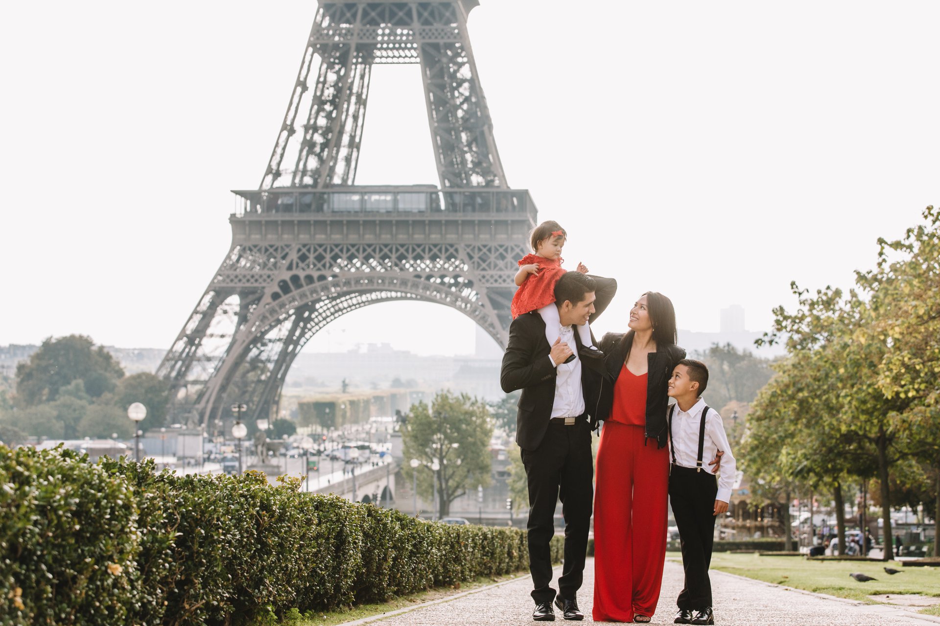 Paris-France-travel-story-Flytographer-7