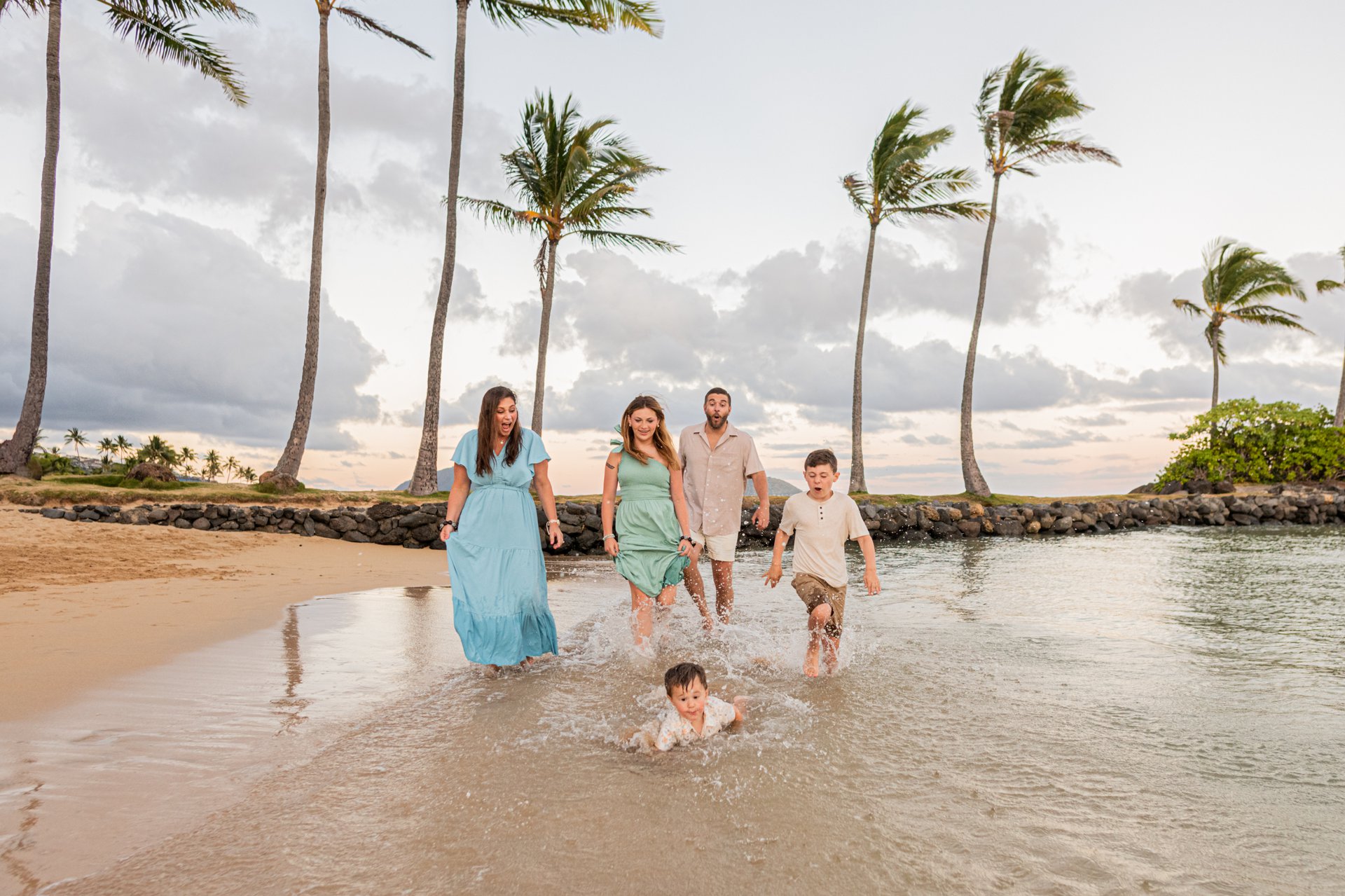 Honolulu-United States-travel-story-Flytographer-52