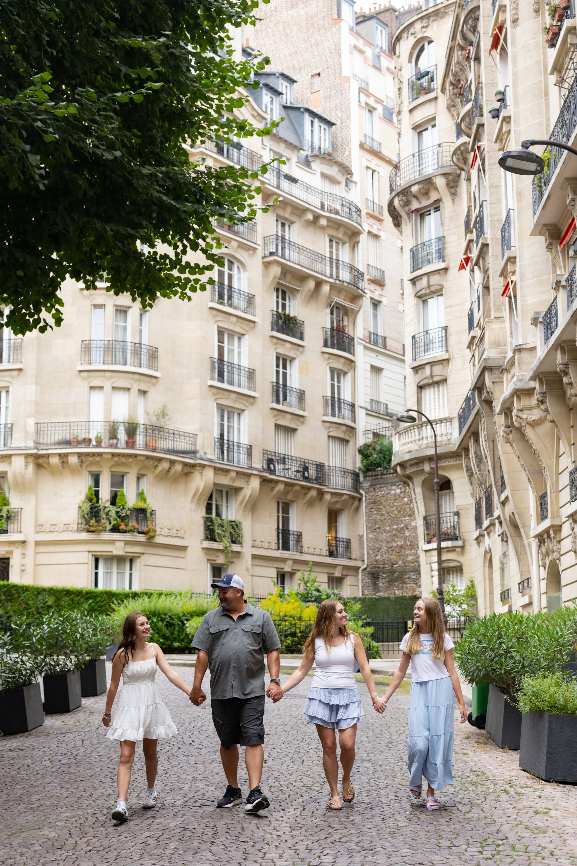 Paris-France-travel-story-Flytographer-10