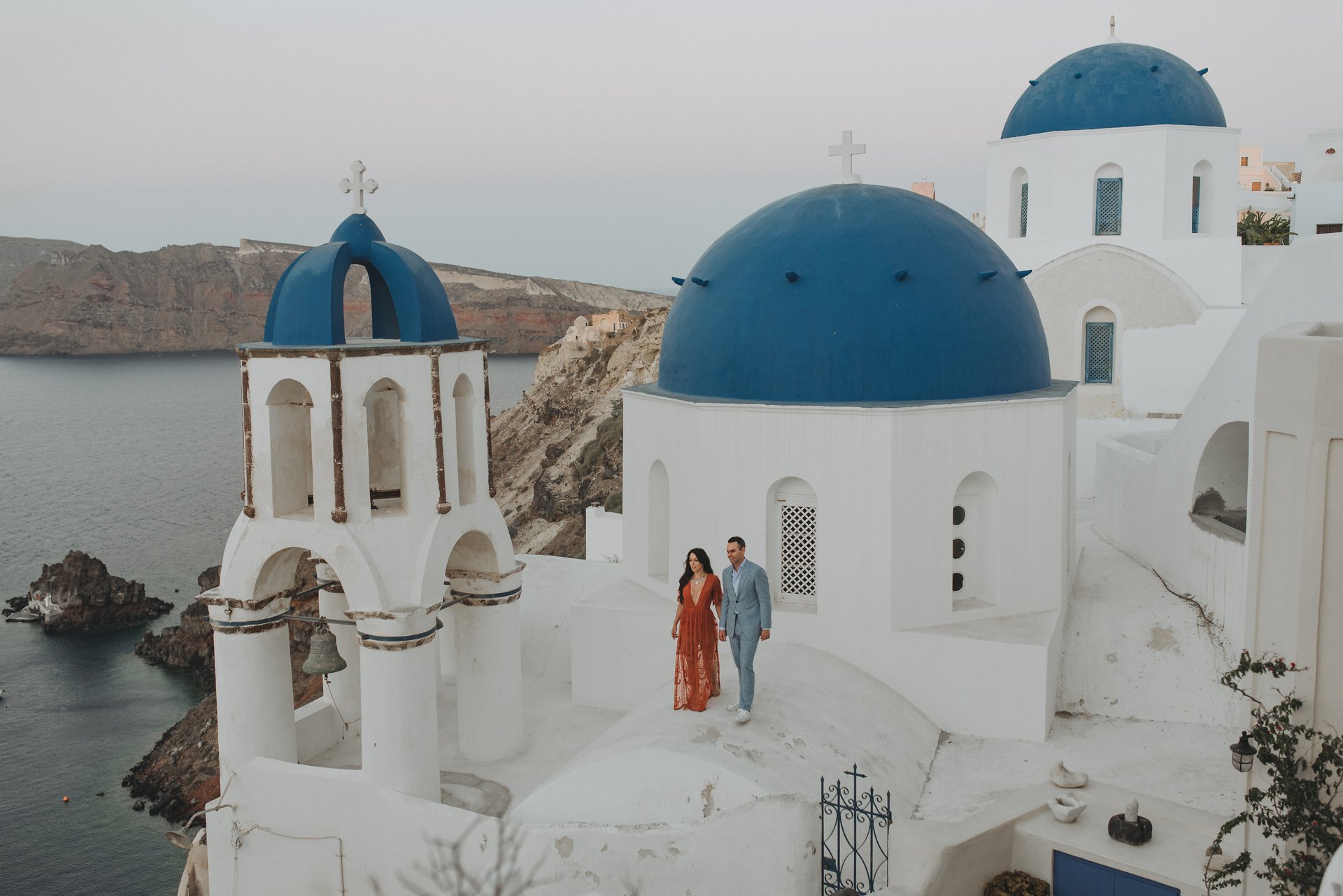 Santorini-Greece-travel-story-Flytographer-12