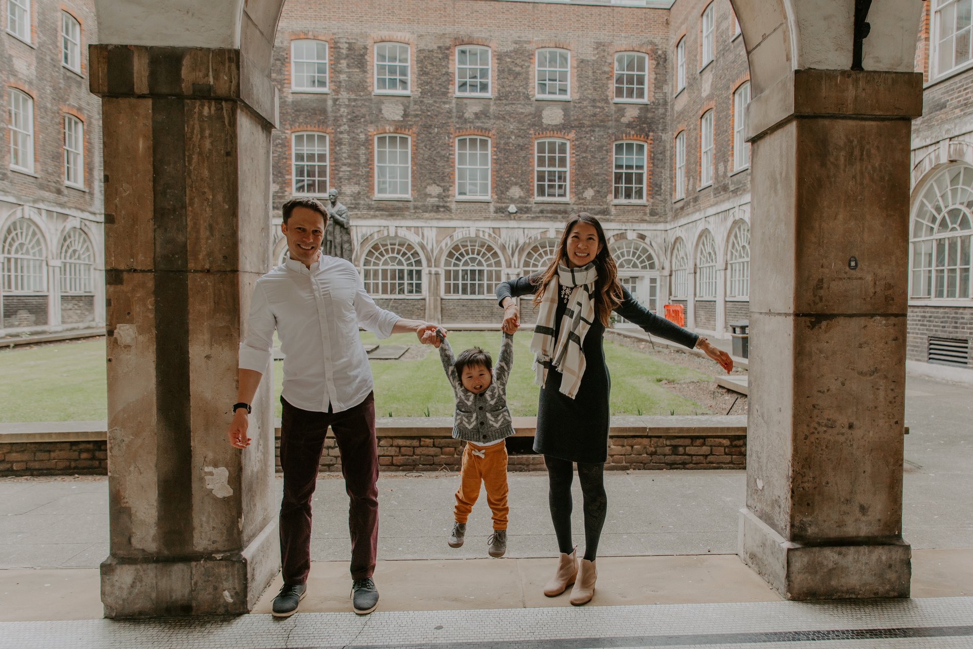 London-United Kingdom-travel-story-Flytographer-11