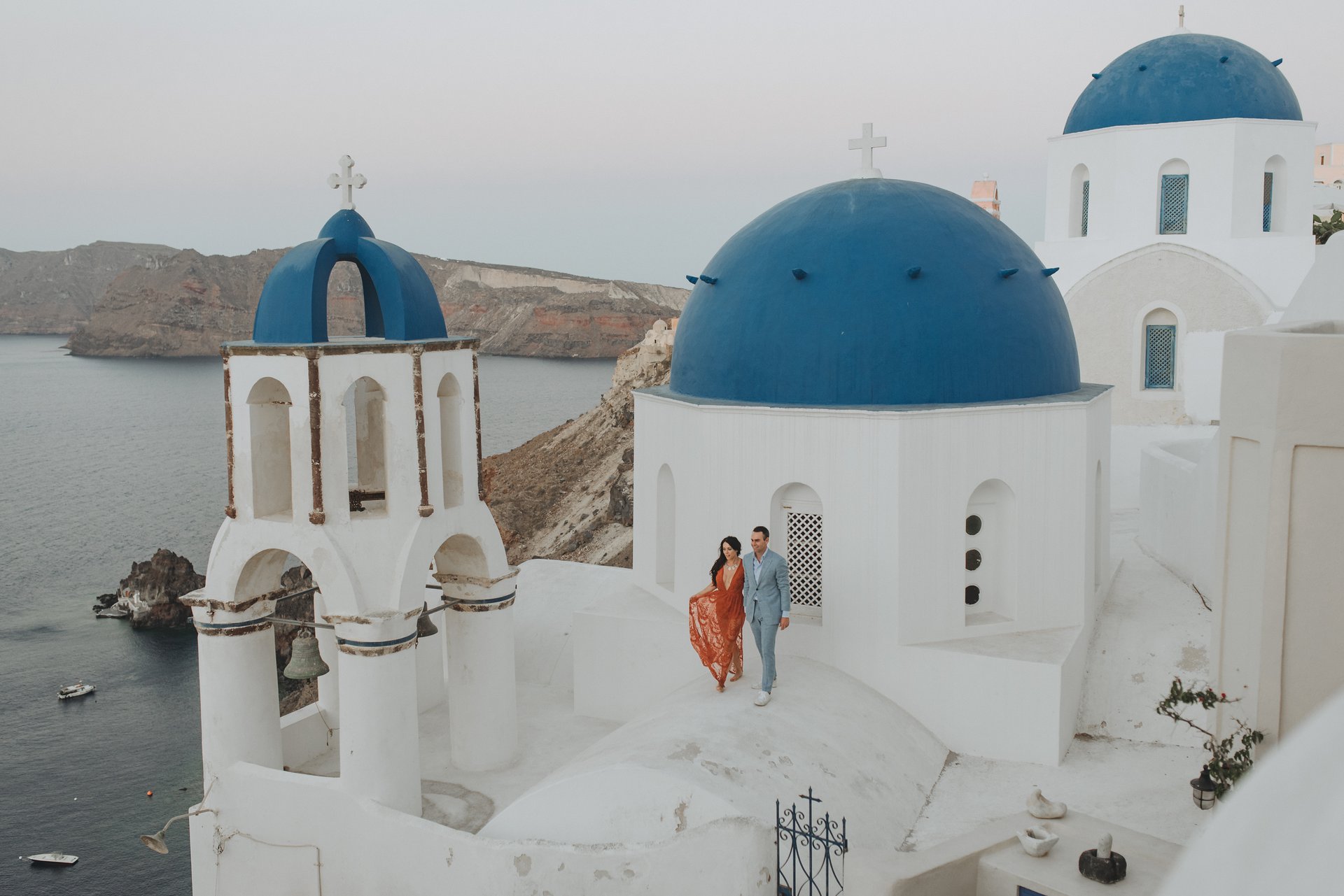 Santorini-Greece-travel-story-Flytographer-7