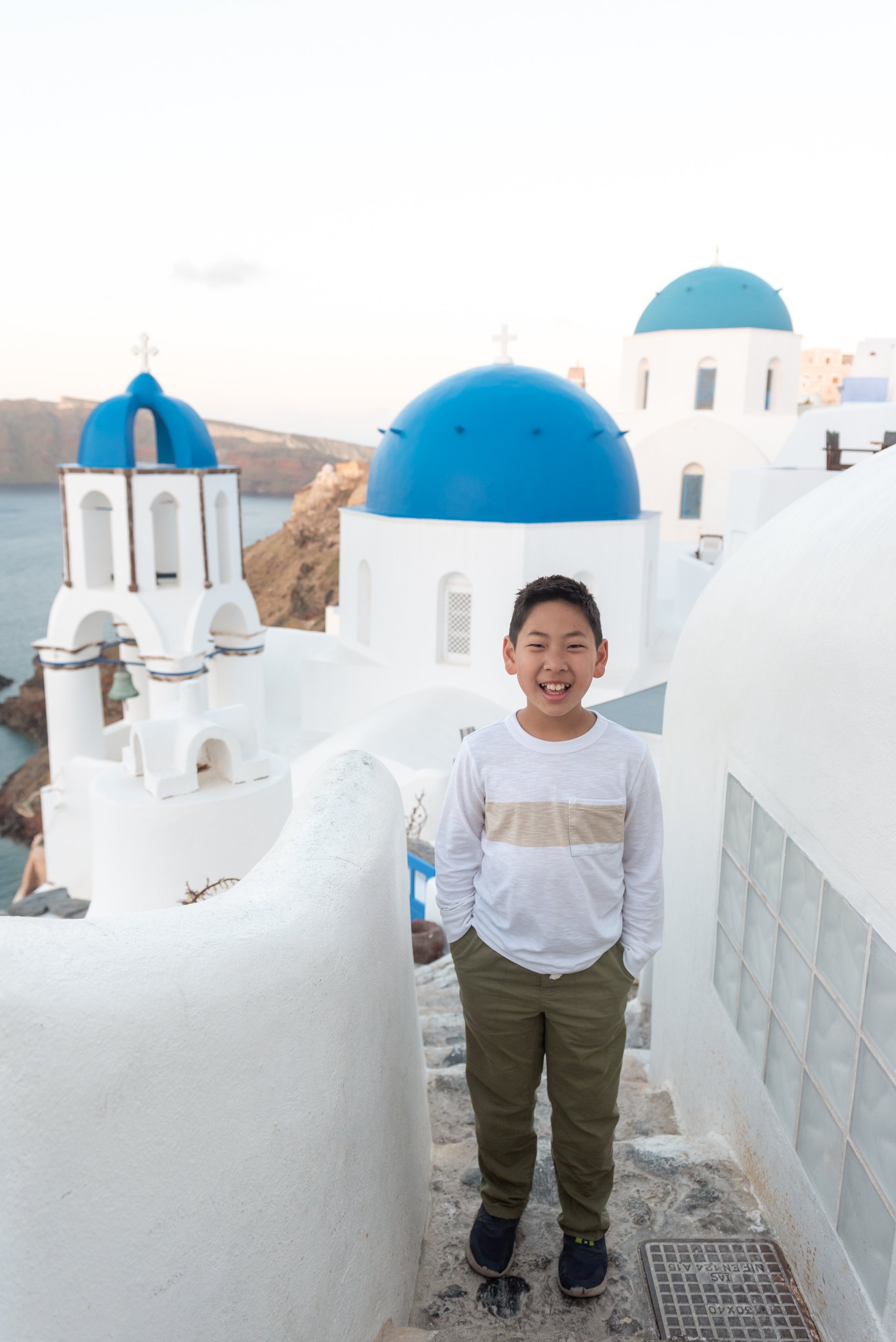 Santorini-Greece-travel-story-Flytographer-7