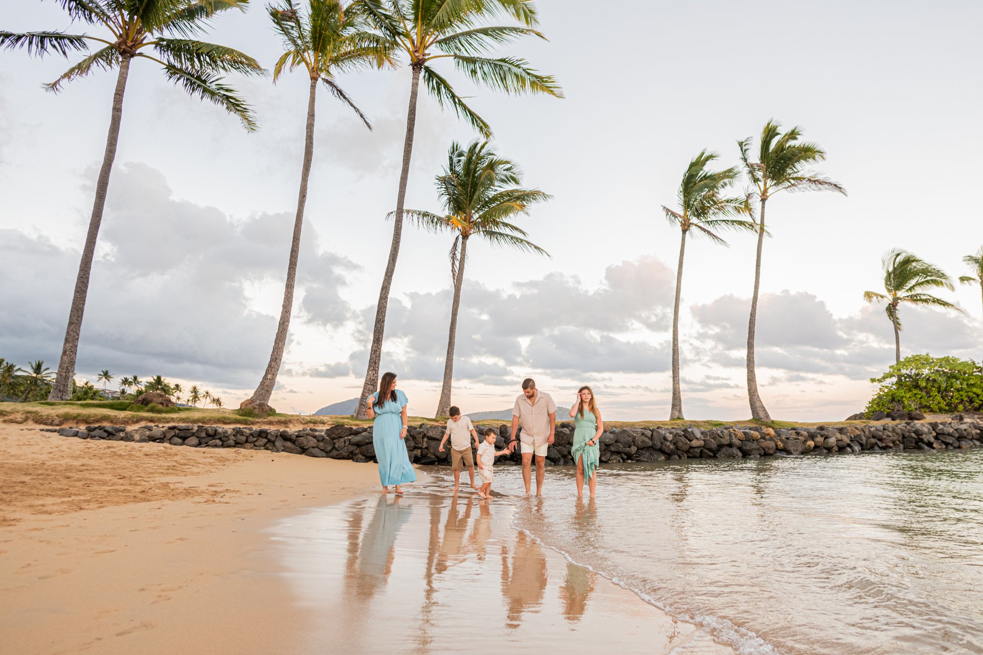 Honolulu-United States-travel-story-Flytographer-48