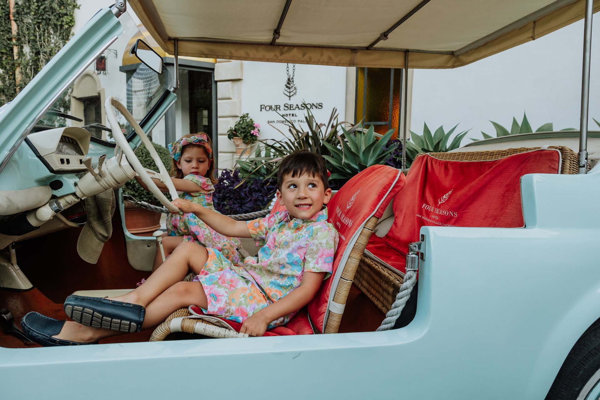 Taormina-Italy-travel-story-Flytographer-63