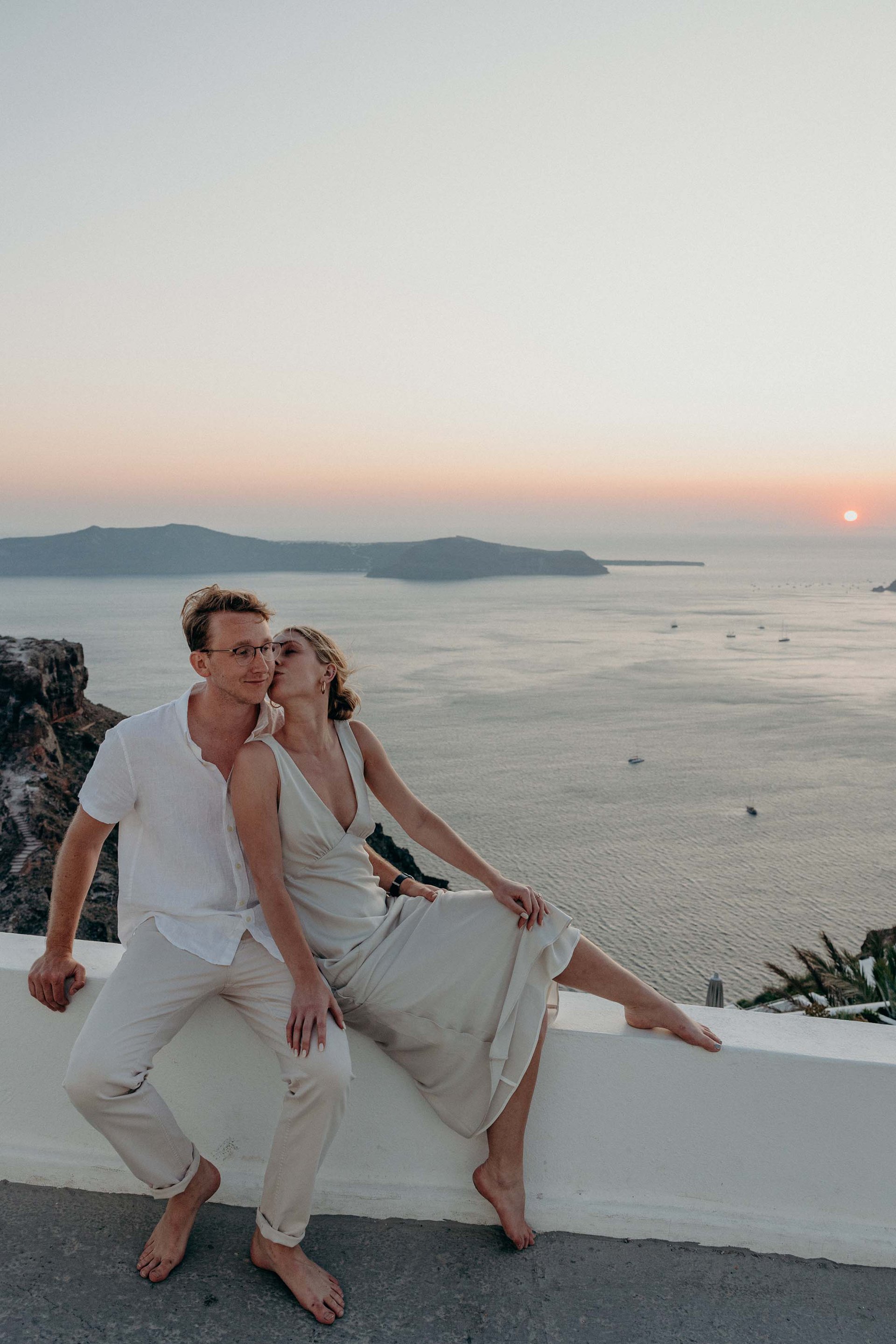 Santorini-Greece-travel-story-Flytographer-43