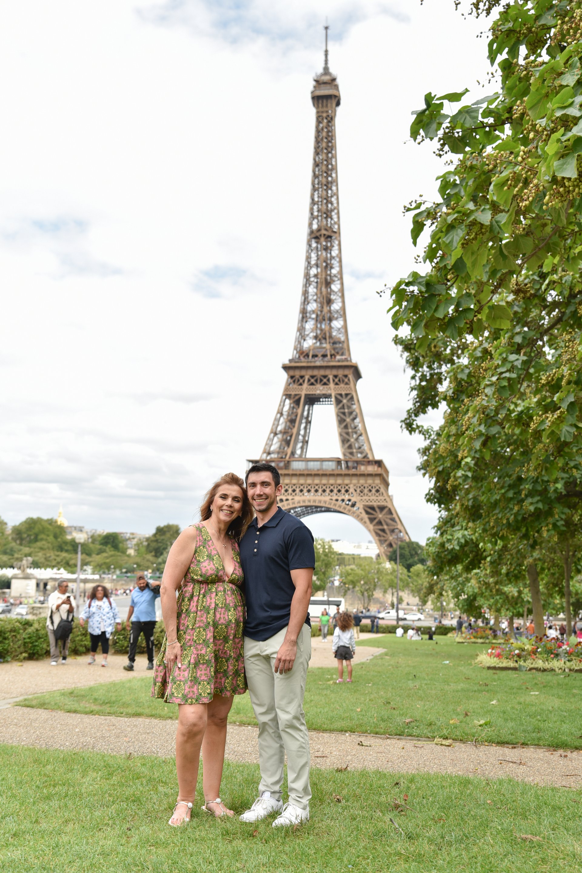 Paris-France-travel-story-Flytographer-23