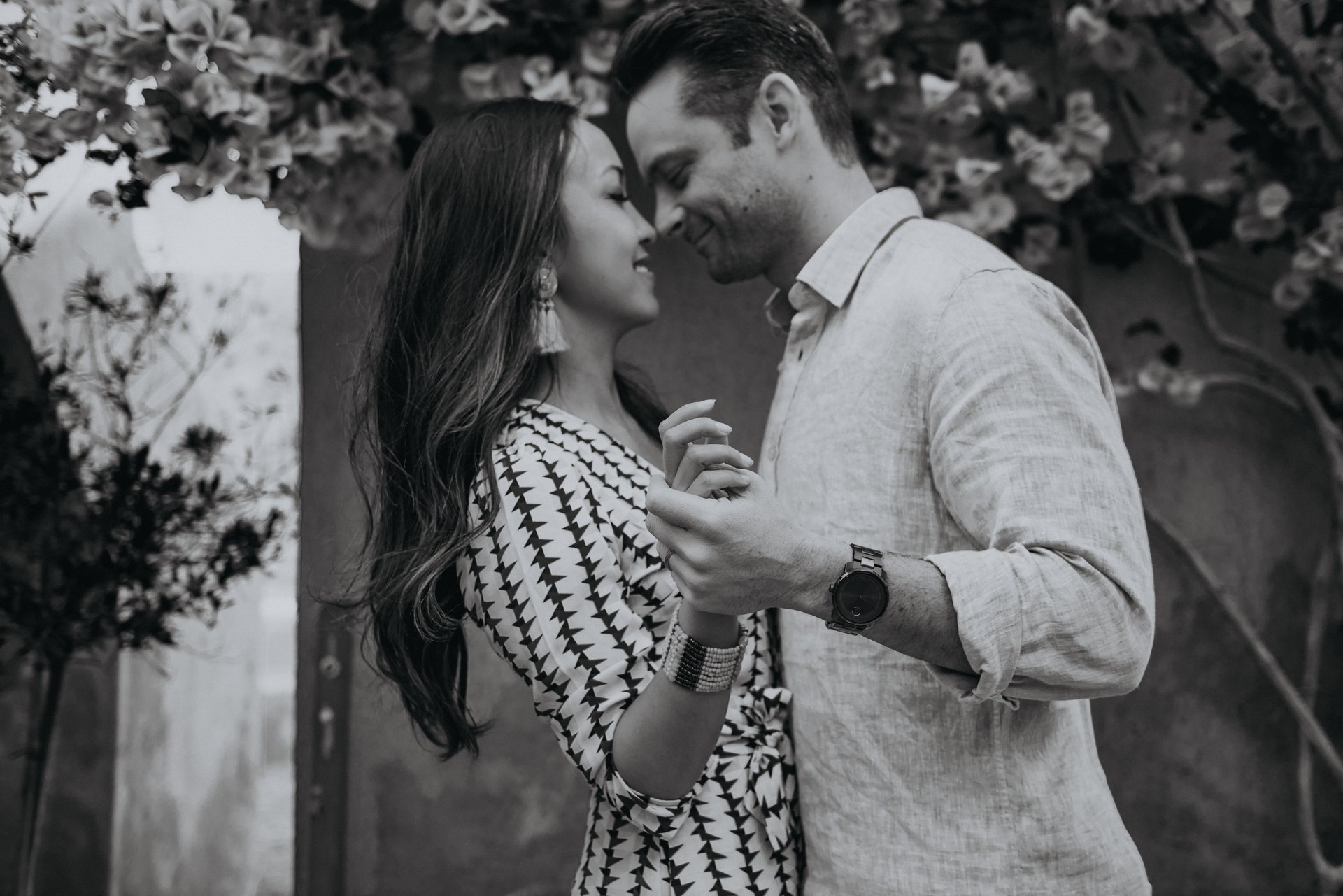 Santorini-Greece-travel-story-Flytographer-10