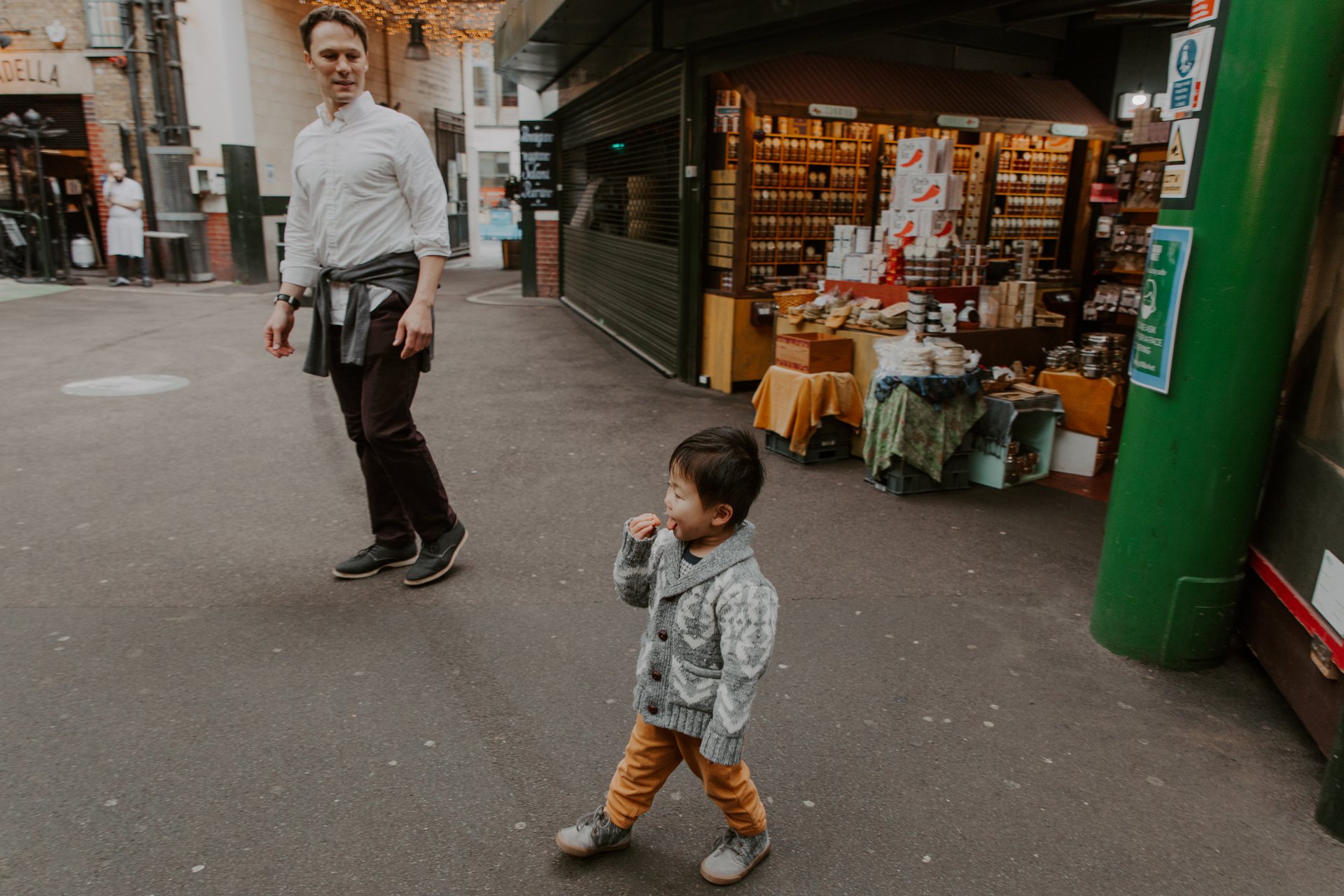 London-United Kingdom-travel-story-Flytographer-19