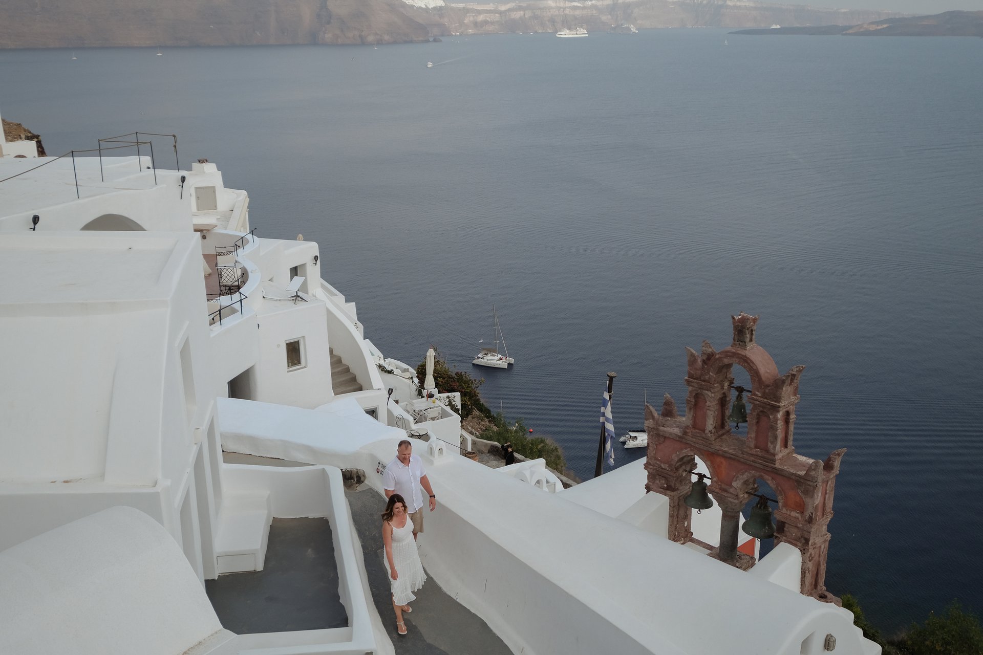 Santorini-Greece-travel-story-Flytographer-7