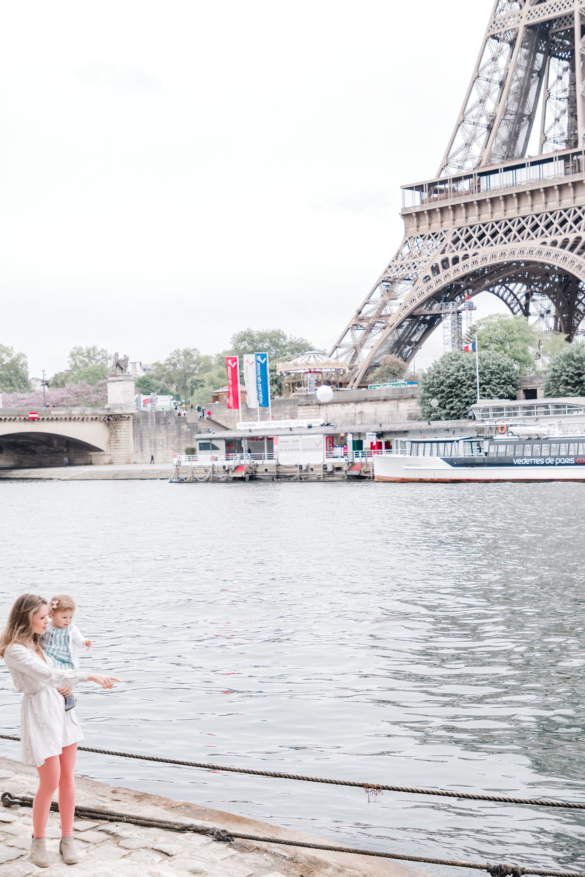 Paris-France-travel-story-Flytographer-15