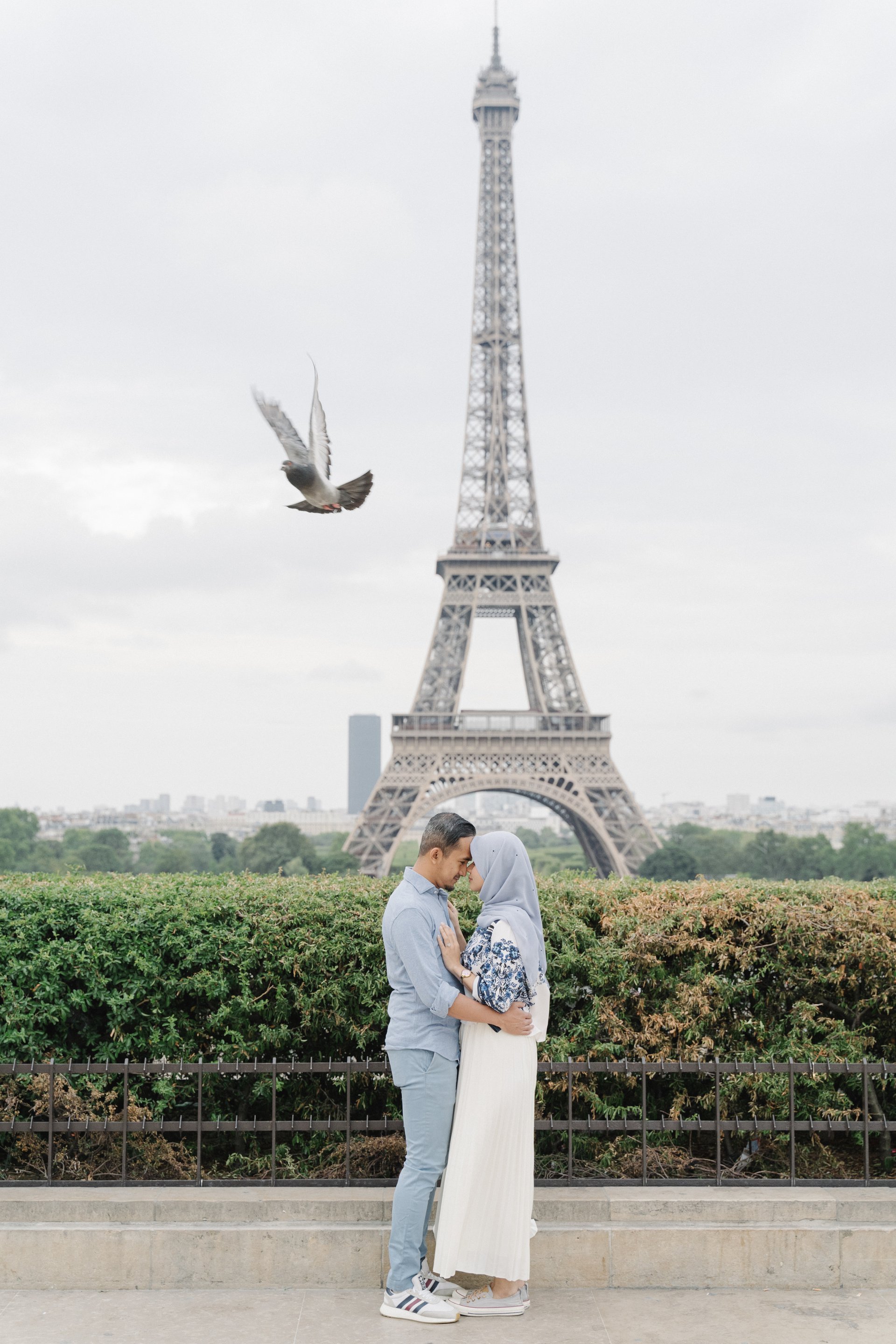Flytographer Travel Story - Anniversary in Paris