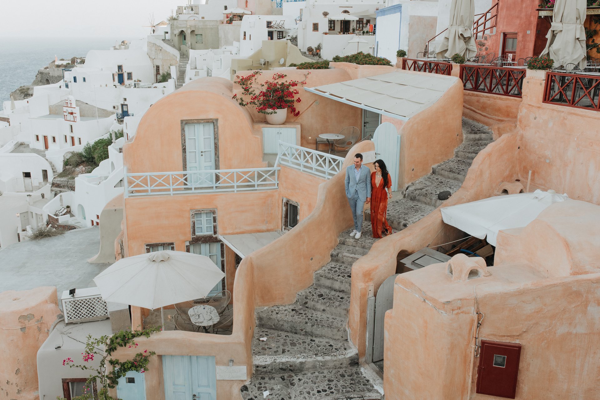 Santorini-Greece-travel-story-Flytographer-33