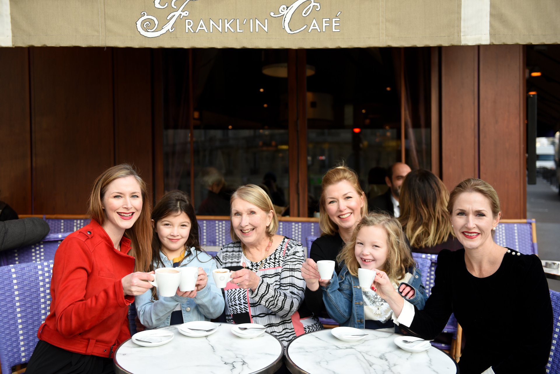 Paris-France-travel-story-Flytographer-39