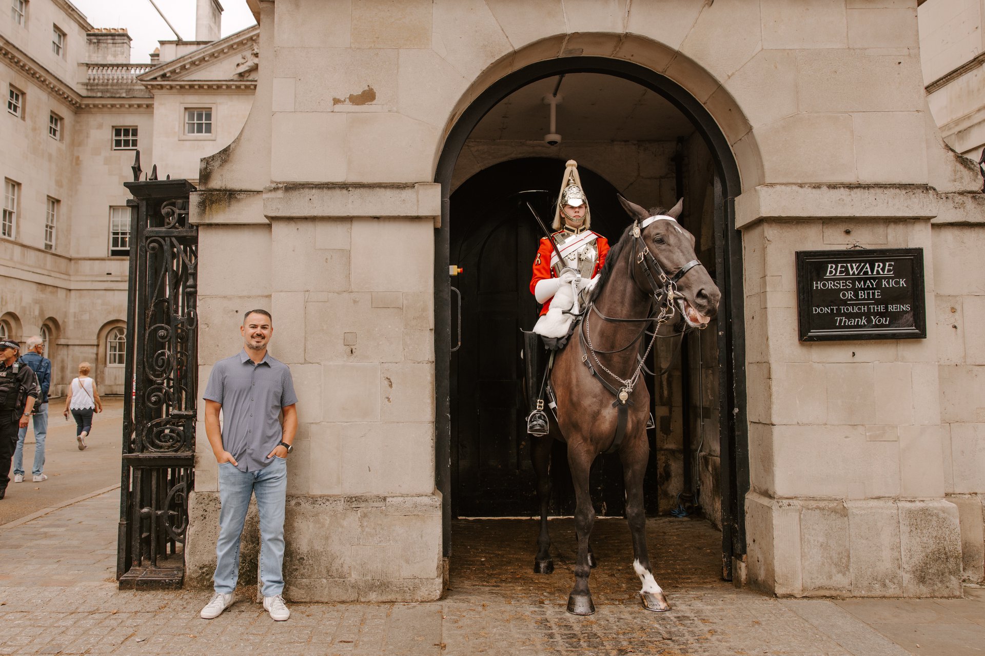 London-United Kingdom-travel-story-Flytographer-30