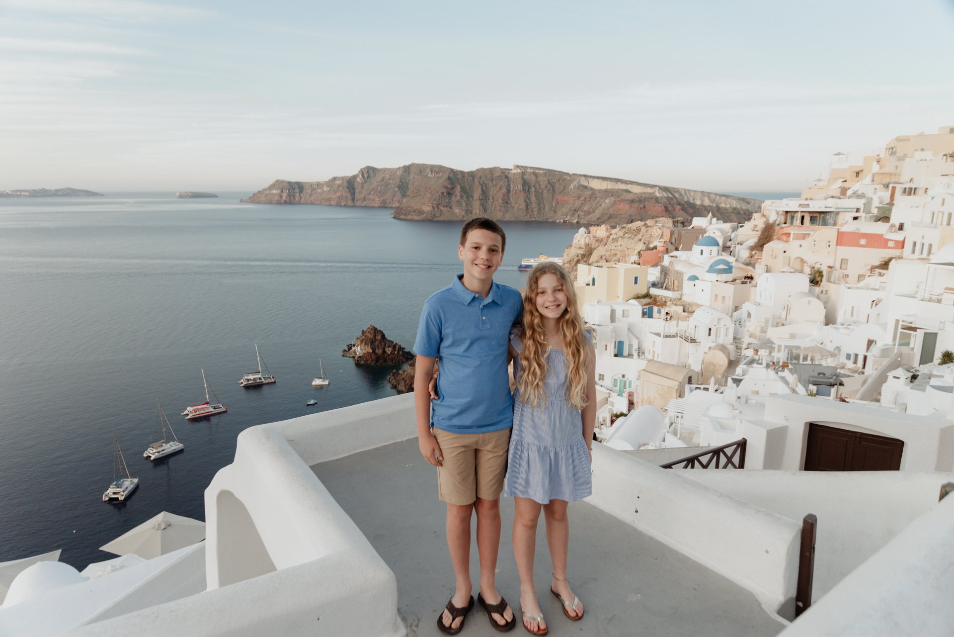 Santorini-Greece-travel-story-Flytographer-13