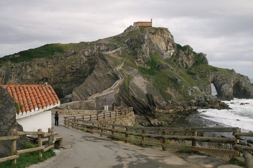 Bilbao photoshoot at San Juan Gatelugatxe