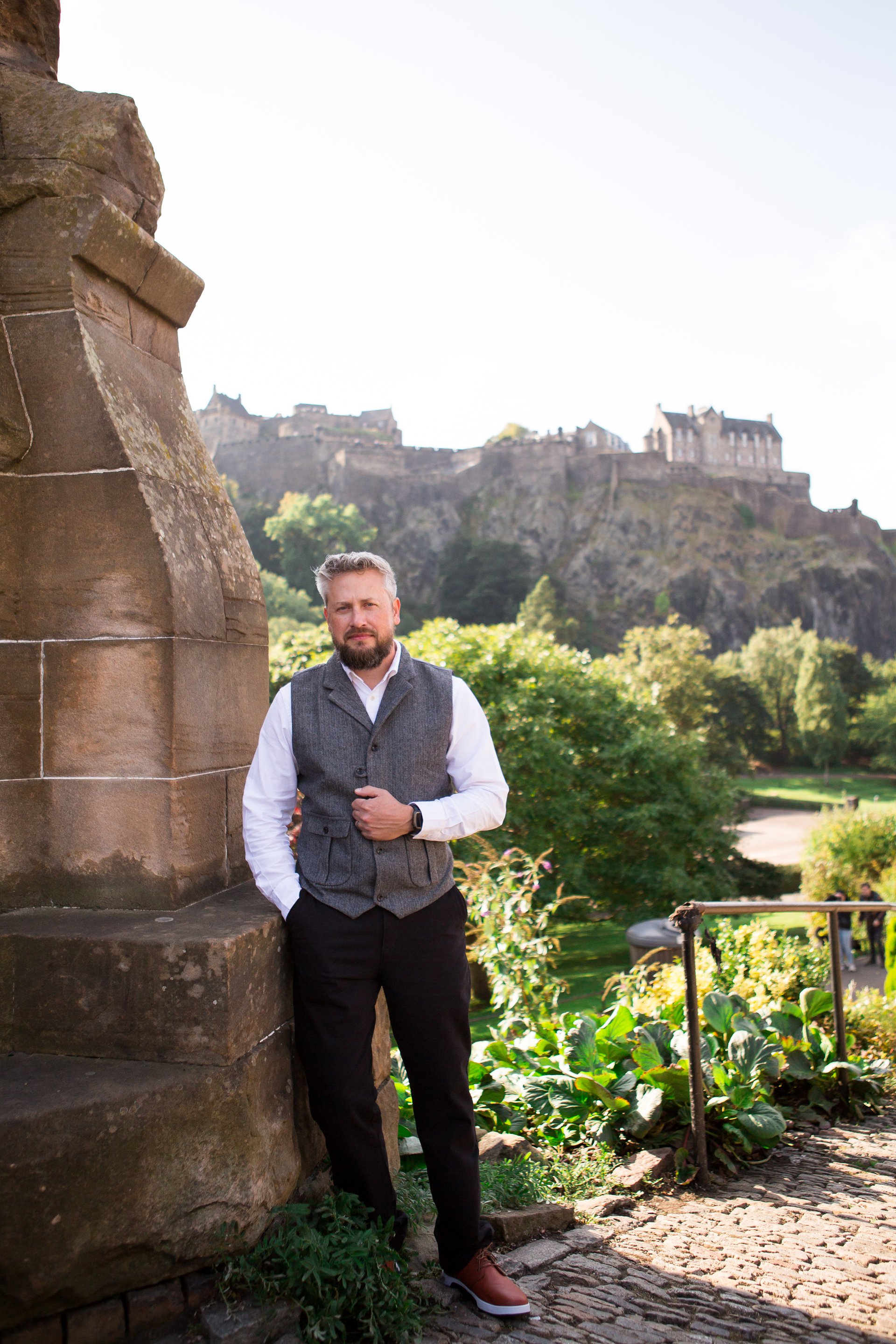 Edinburgh-United Kingdom-travel-story-Flytographer-32