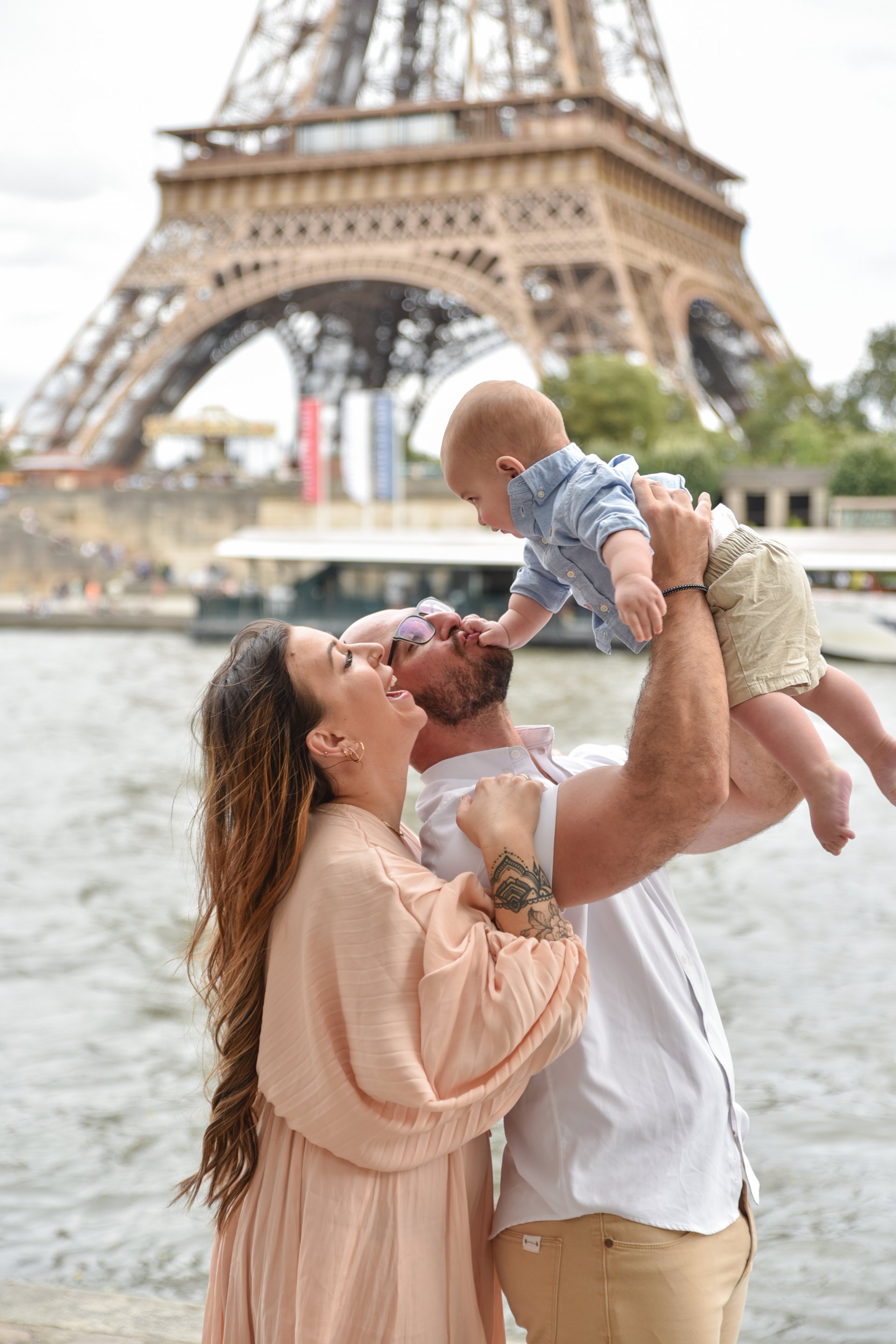 Paris-France-travel-story-Flytographer-40