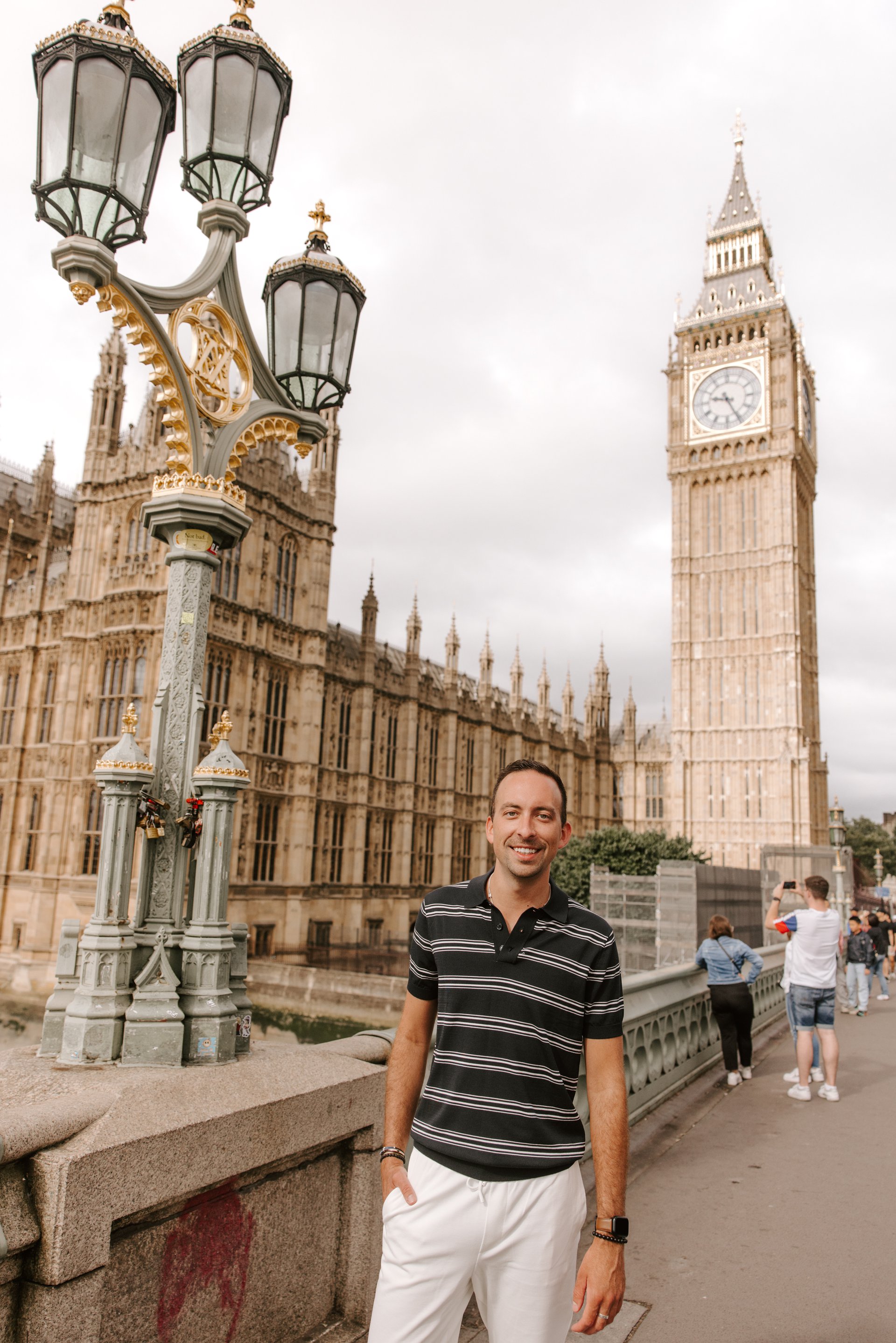 London-United Kingdom-travel-story-Flytographer-13