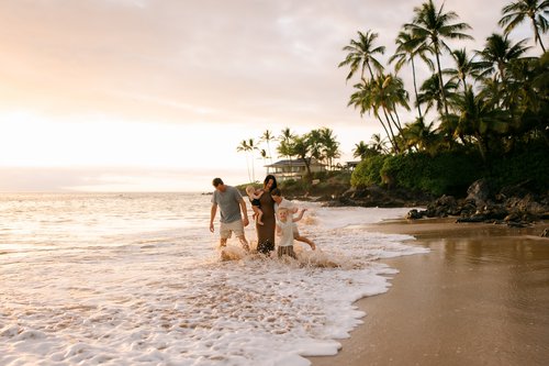 Maui photoshoot at Po’olenalena Beach (South Shore)