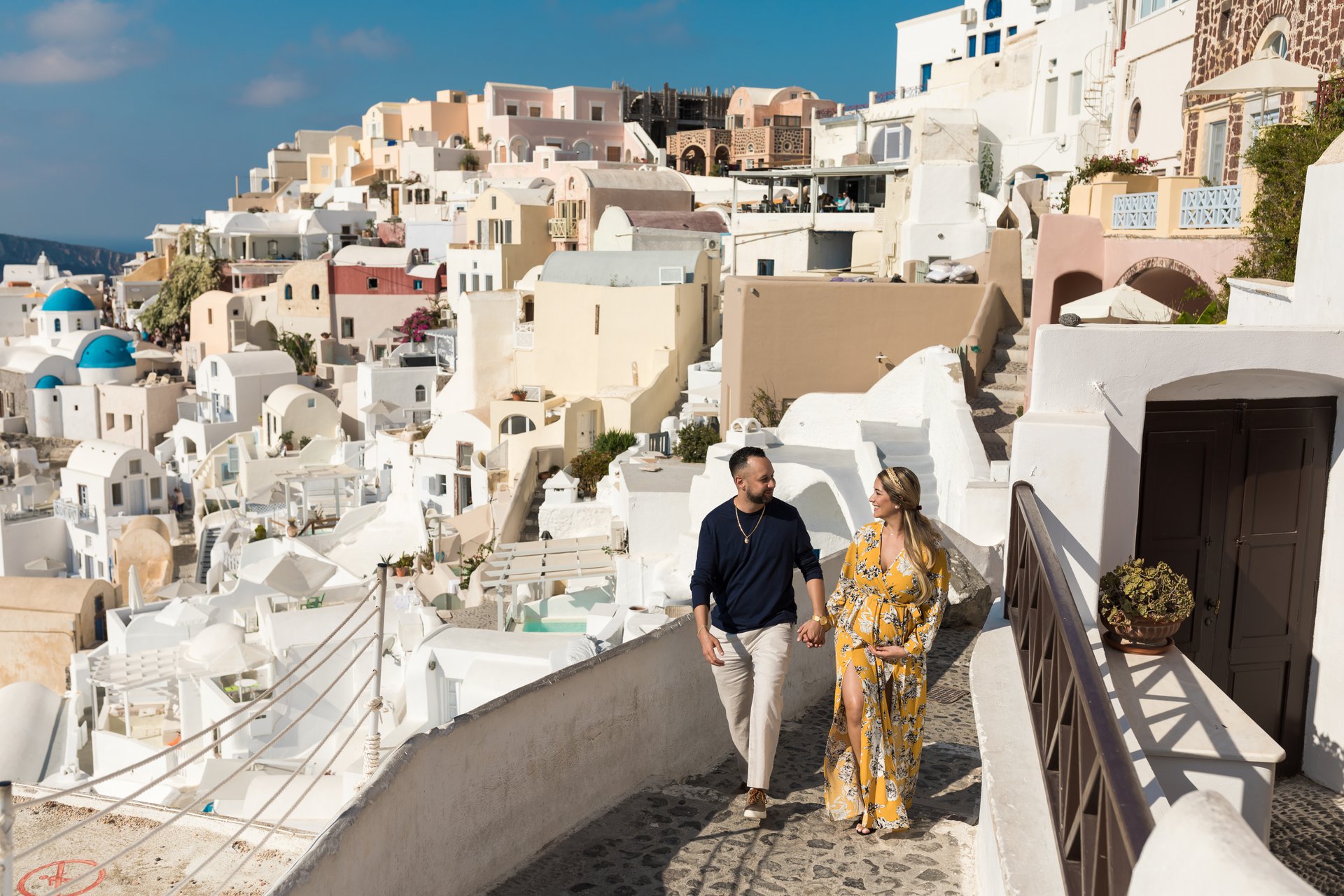 Santorini-Greece-travel-story-Flytographer-14