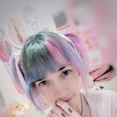 Profile image of Robyn