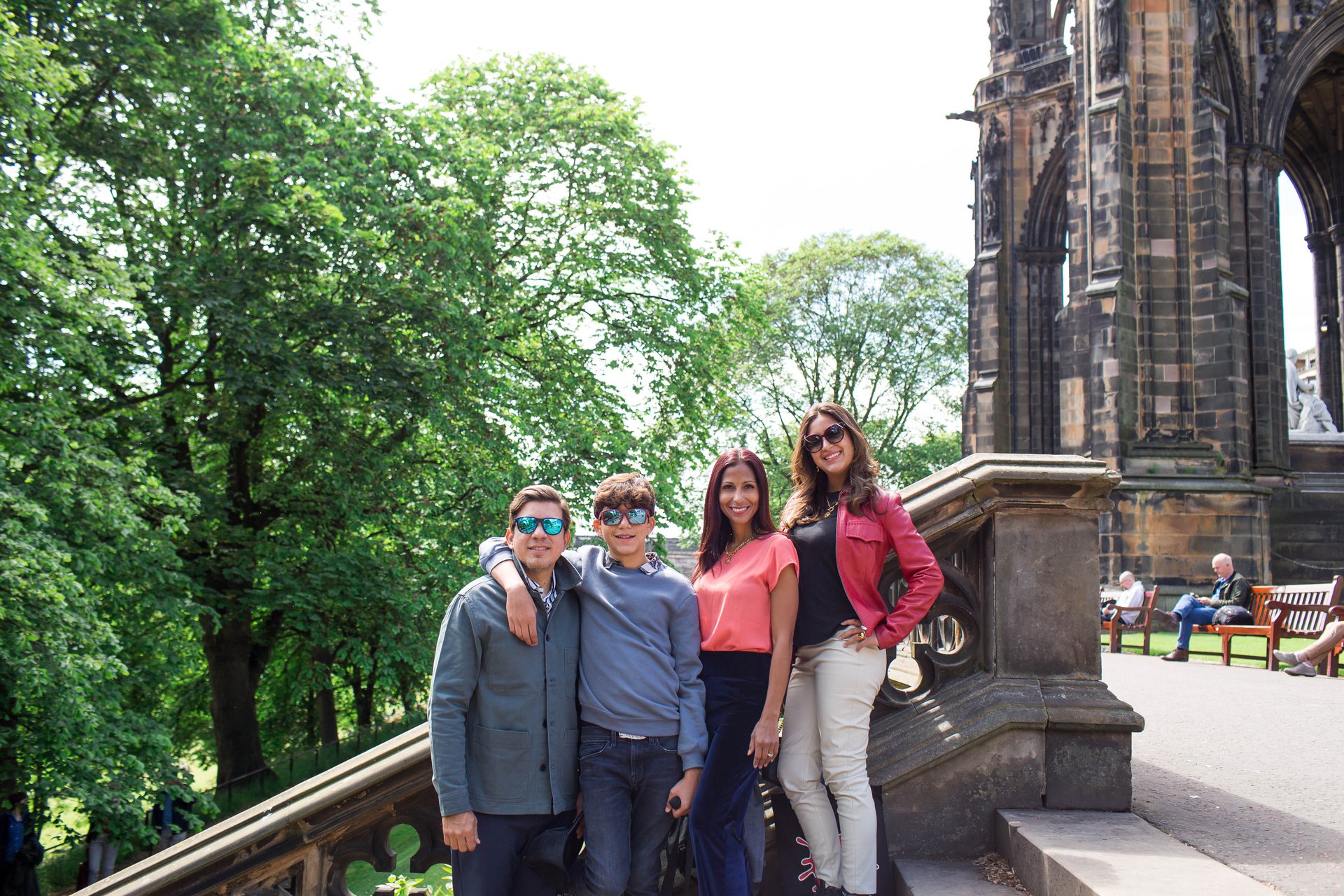 Edinburgh-United Kingdom-travel-story-Flytographer-7