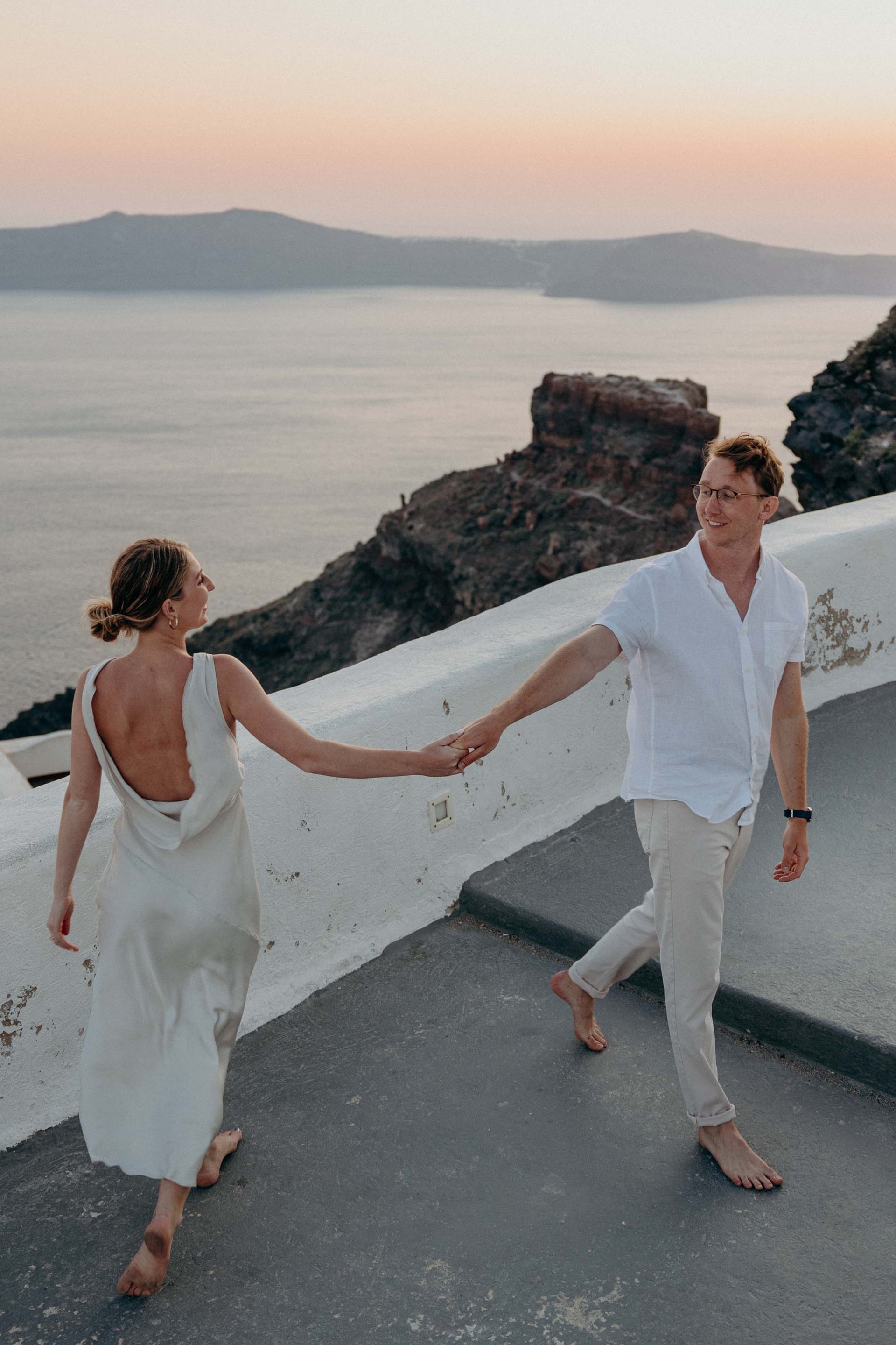 Santorini-Greece-travel-story-Flytographer-36