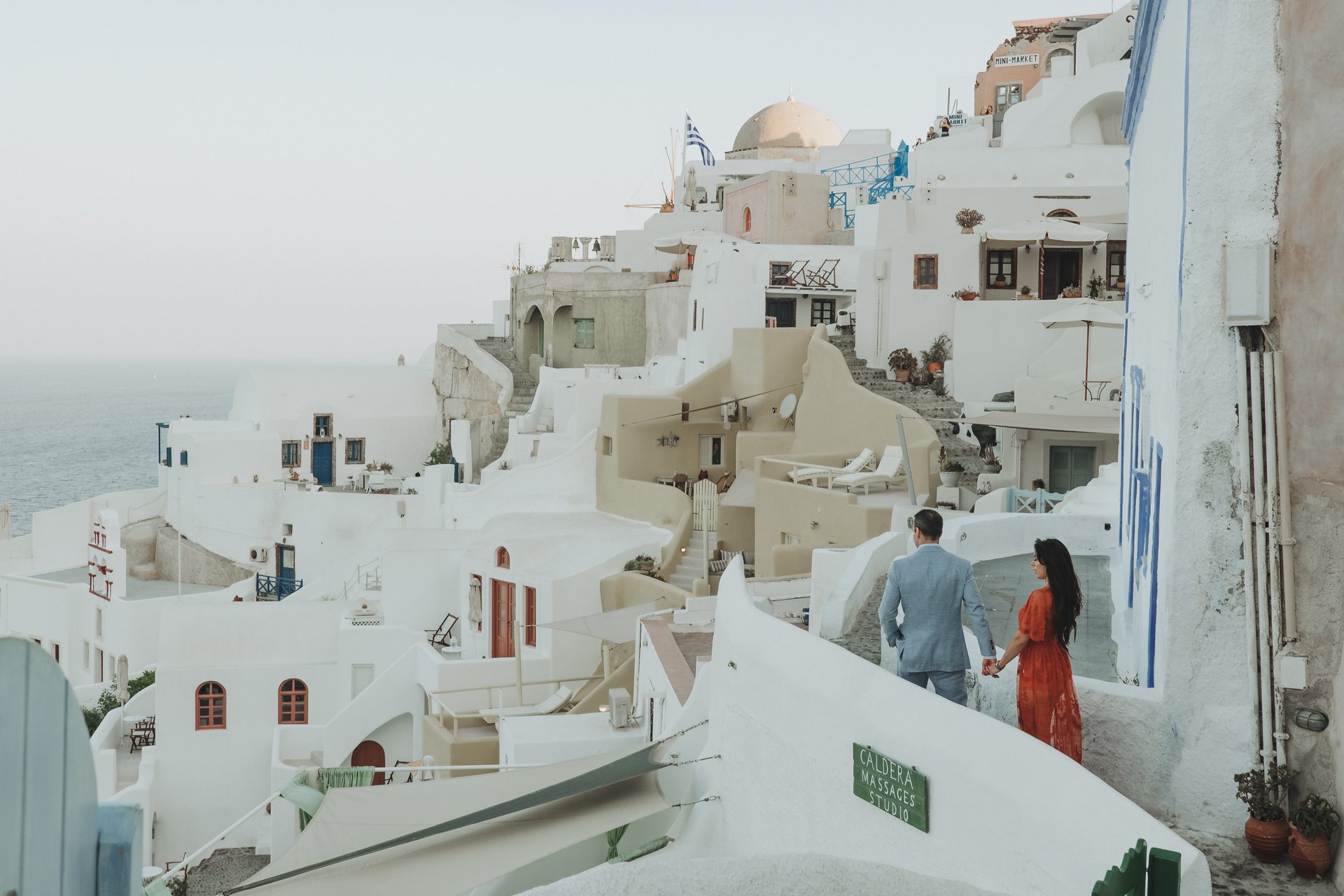 Santorini-Greece-travel-story-Flytographer-40