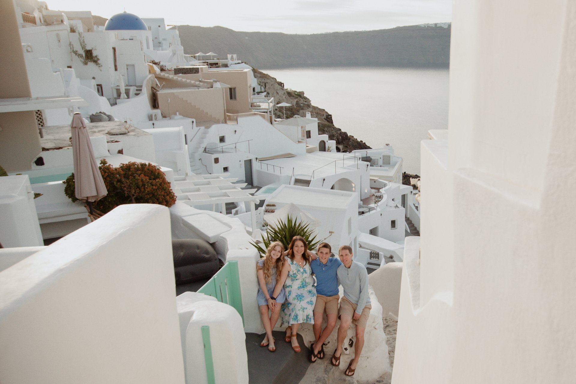Santorini-Greece-travel-story-Flytographer-15