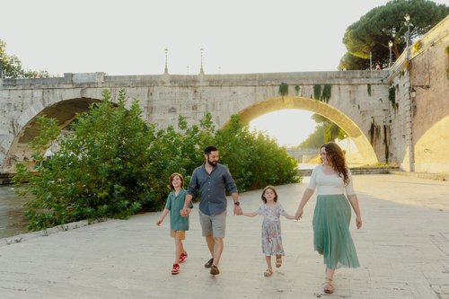 Rome photoshoot at Portico to Trastevere