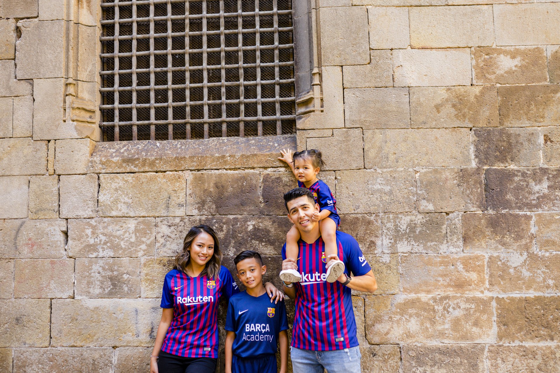 Barcelona-Spain-travel-story-Flytographer-11
