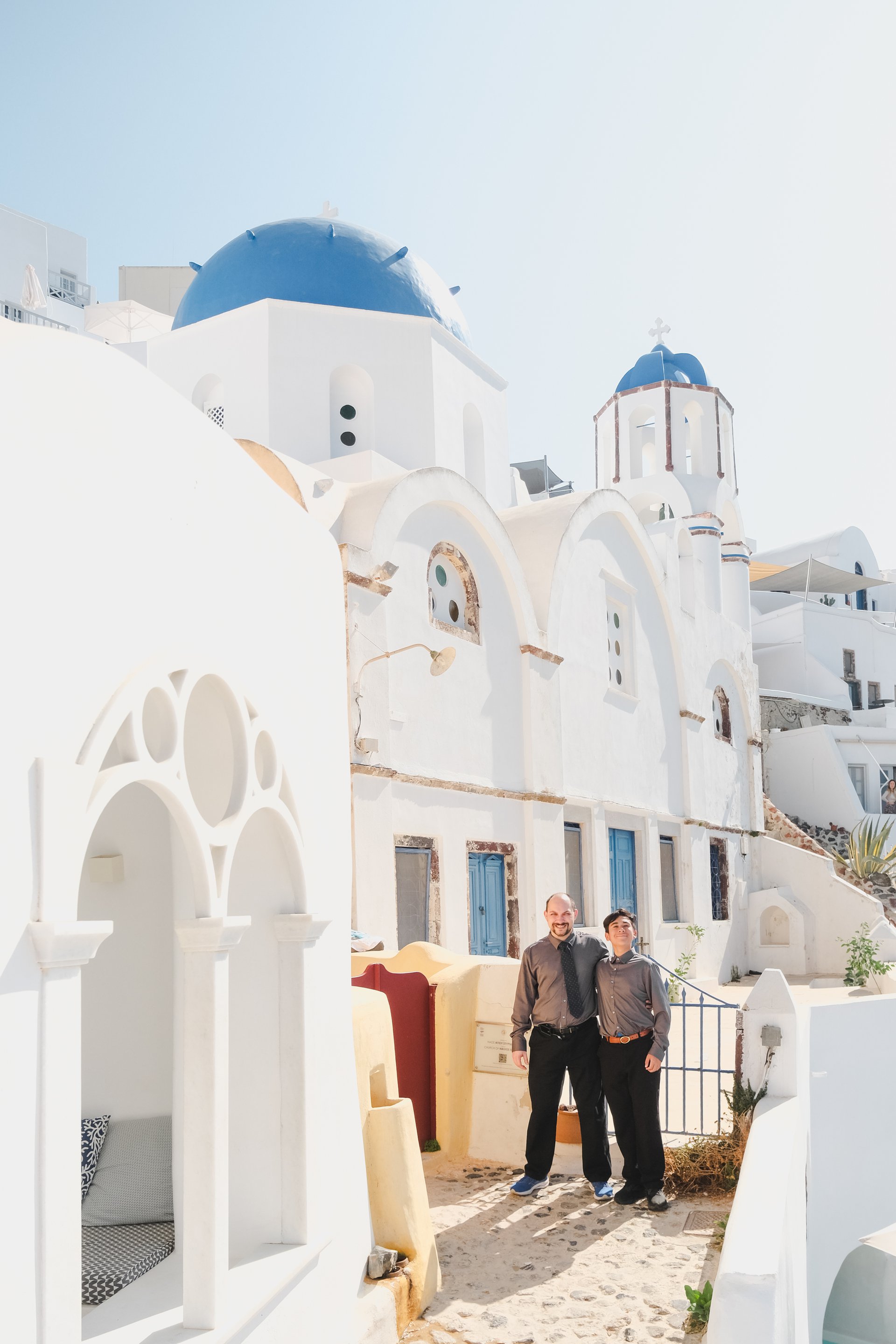 Santorini-Greece-travel-story-Flytographer-6