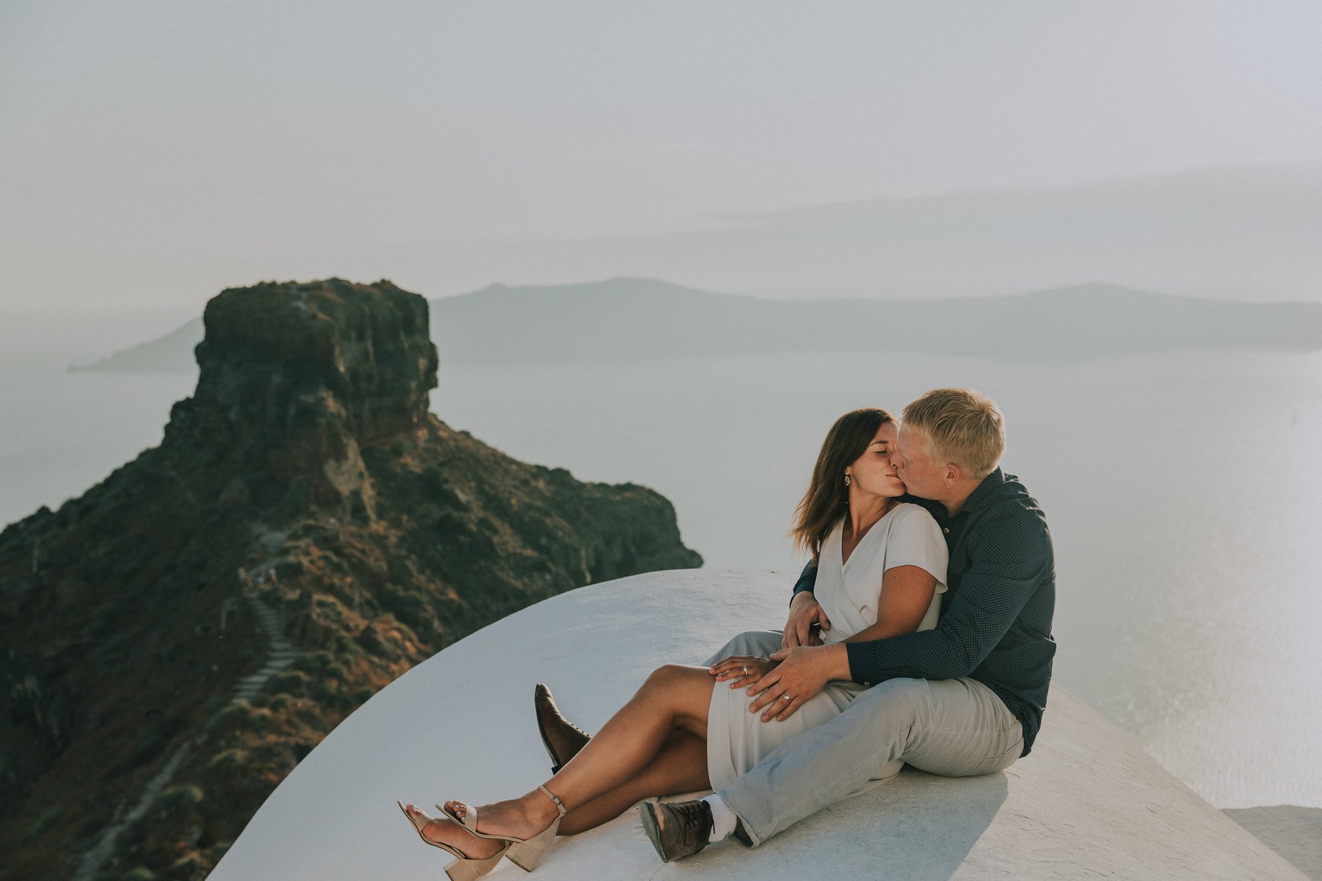 Santorini-Greece-travel-story-Flytographer-27