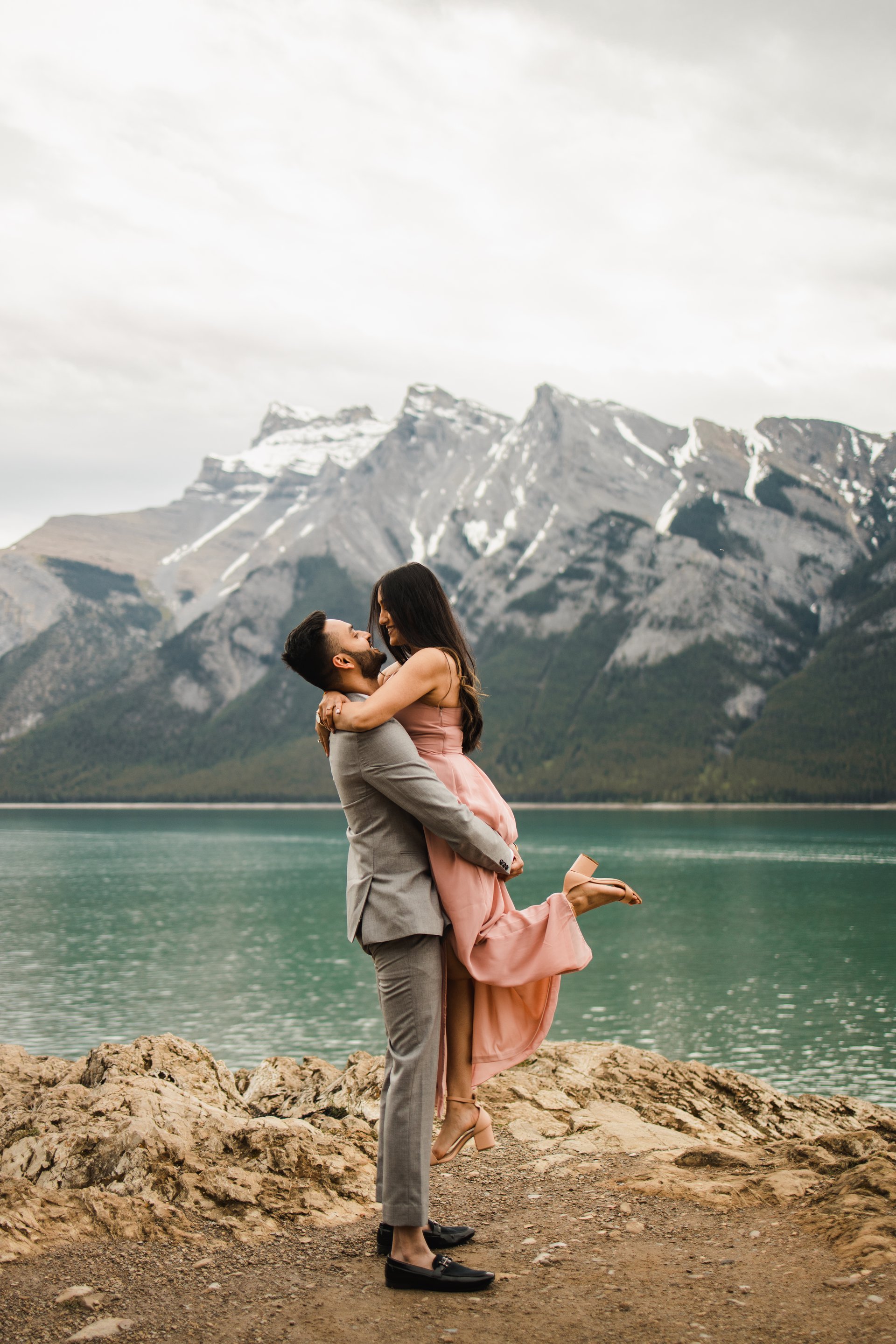 Banff-Canada-travel-story-Flytographer-5