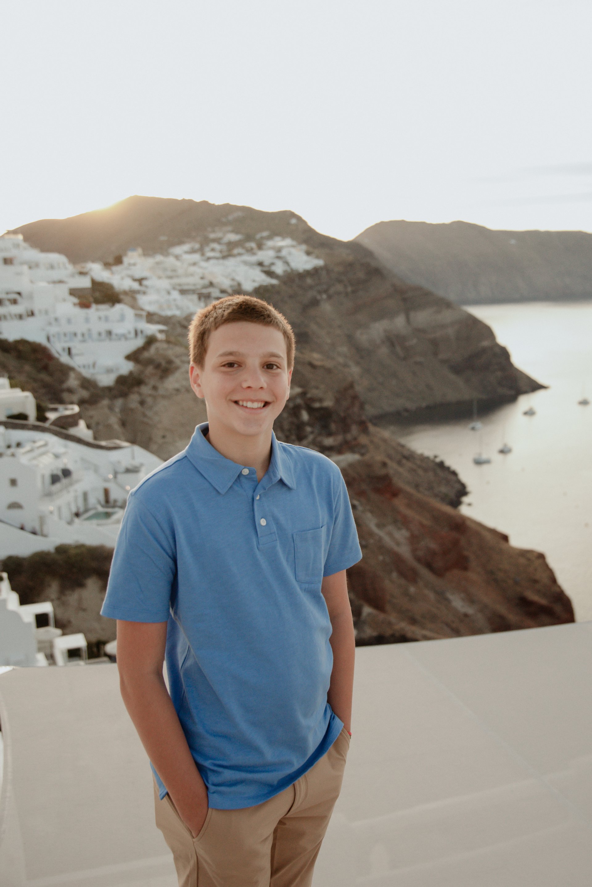 Santorini-Greece-travel-story-Flytographer-5
