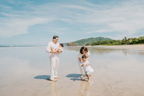 Tamarindo photoshoot at Playa Grande