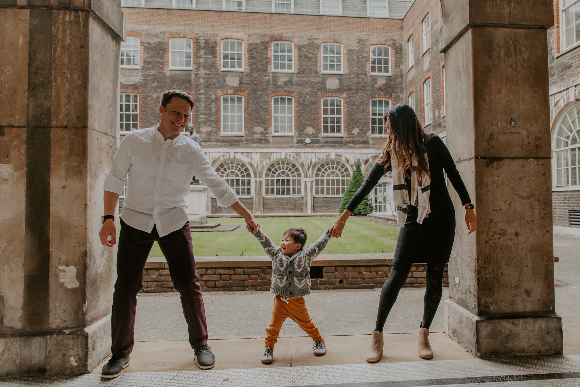 London-United Kingdom-travel-story-Flytographer-9