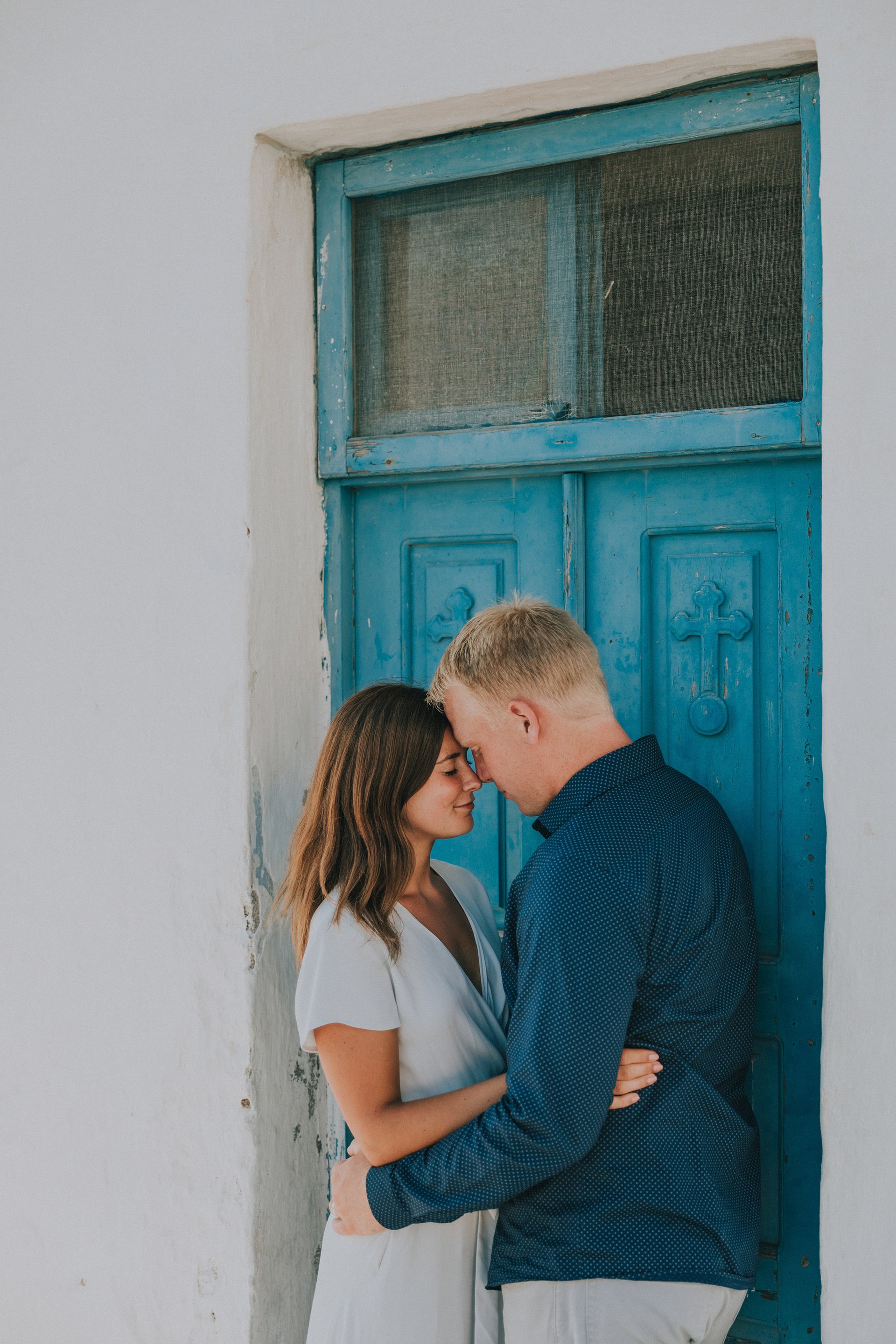 Santorini-Greece-travel-story-Flytographer-28