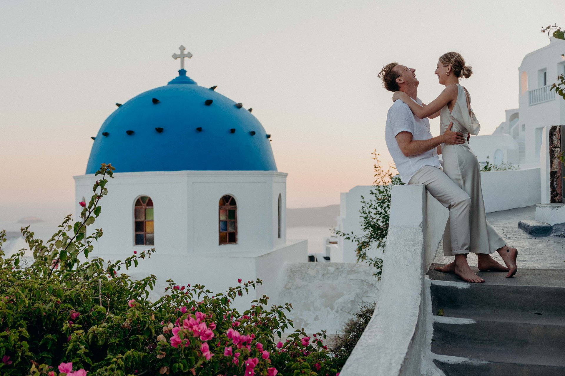 Santorini-Greece-travel-story-Flytographer-12