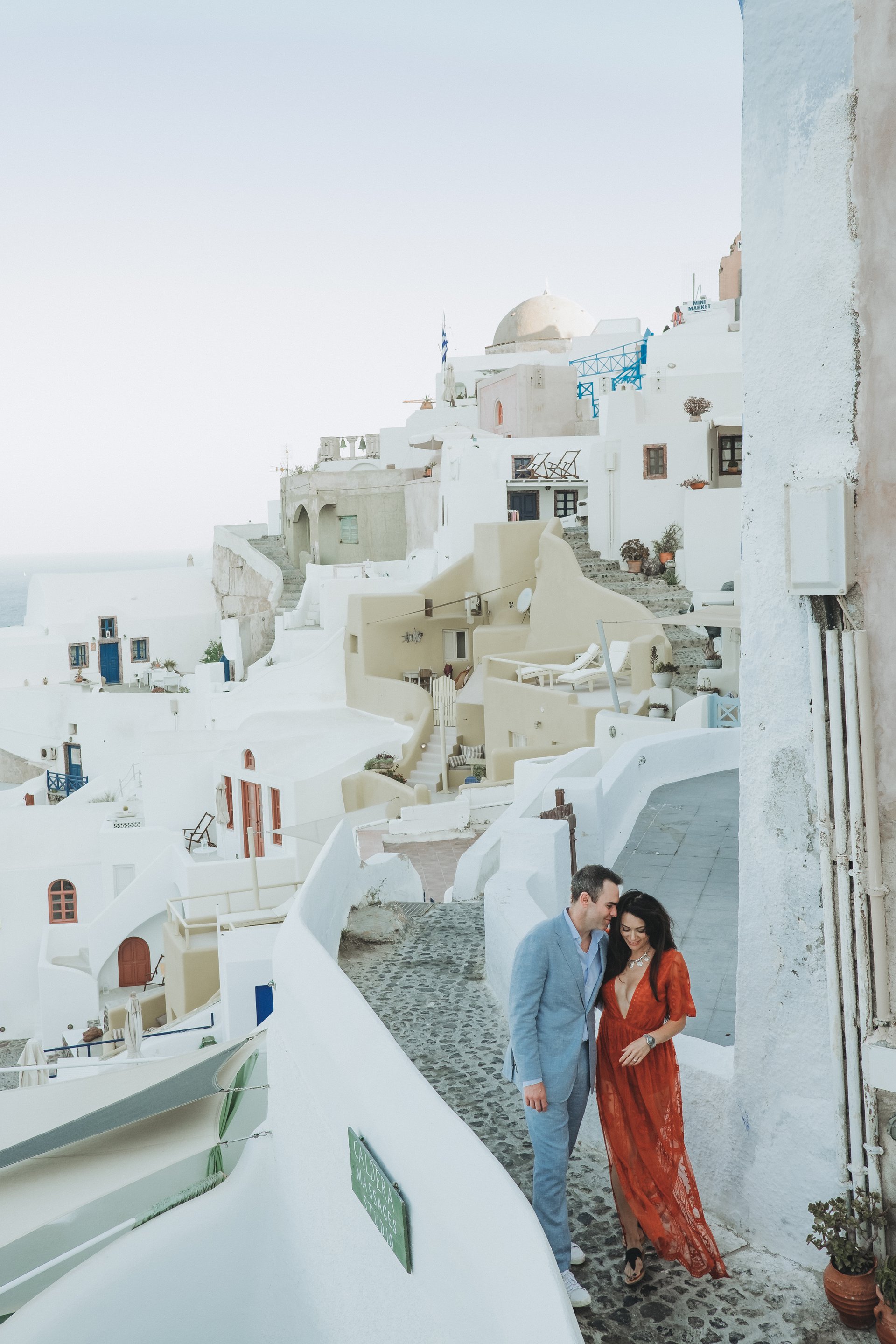 Santorini-Greece-travel-story-Flytographer-44
